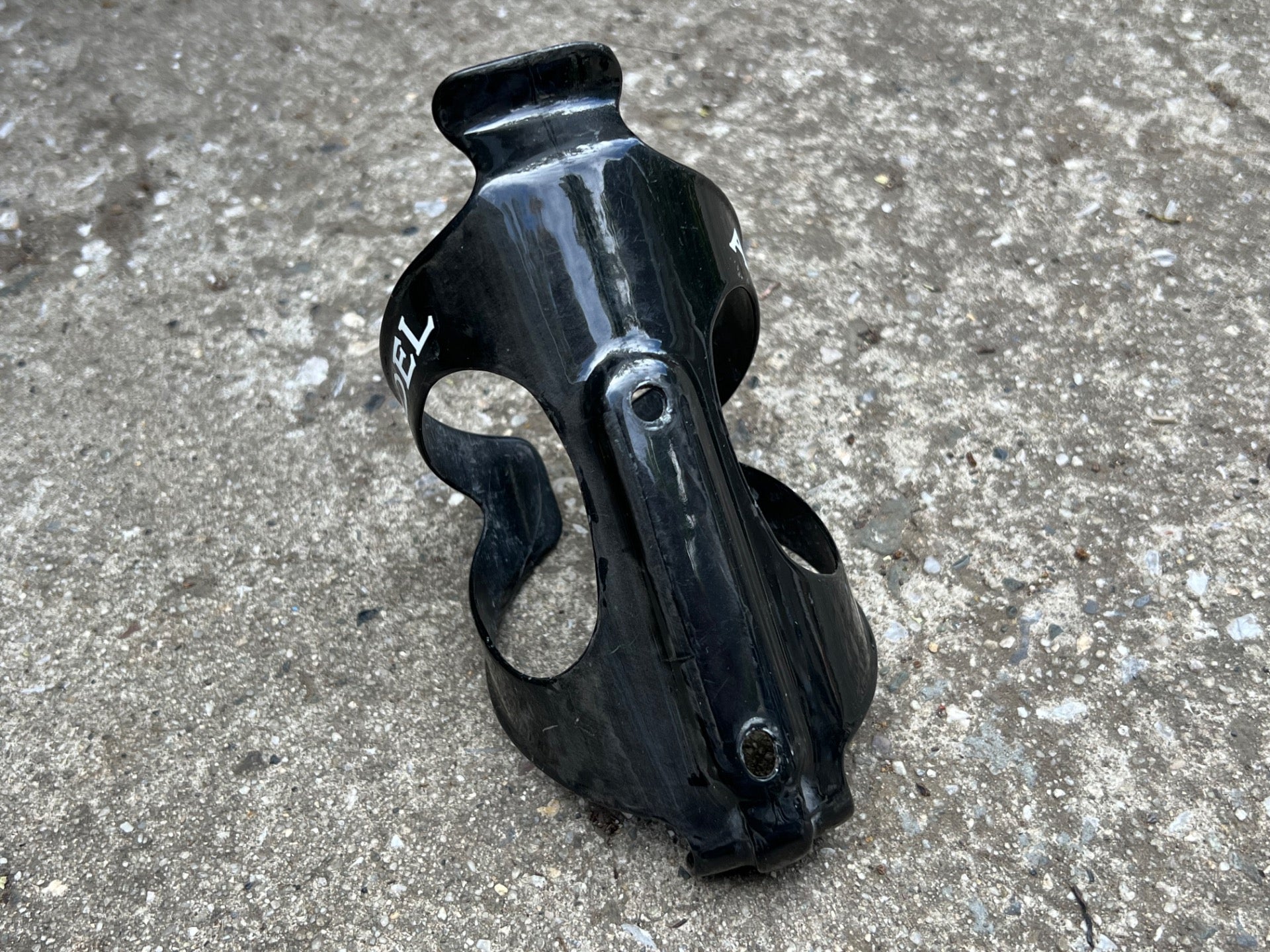 Arundel Carbon Fiber Bottle Cage Road Bike Black 33 Grams  - Image 4