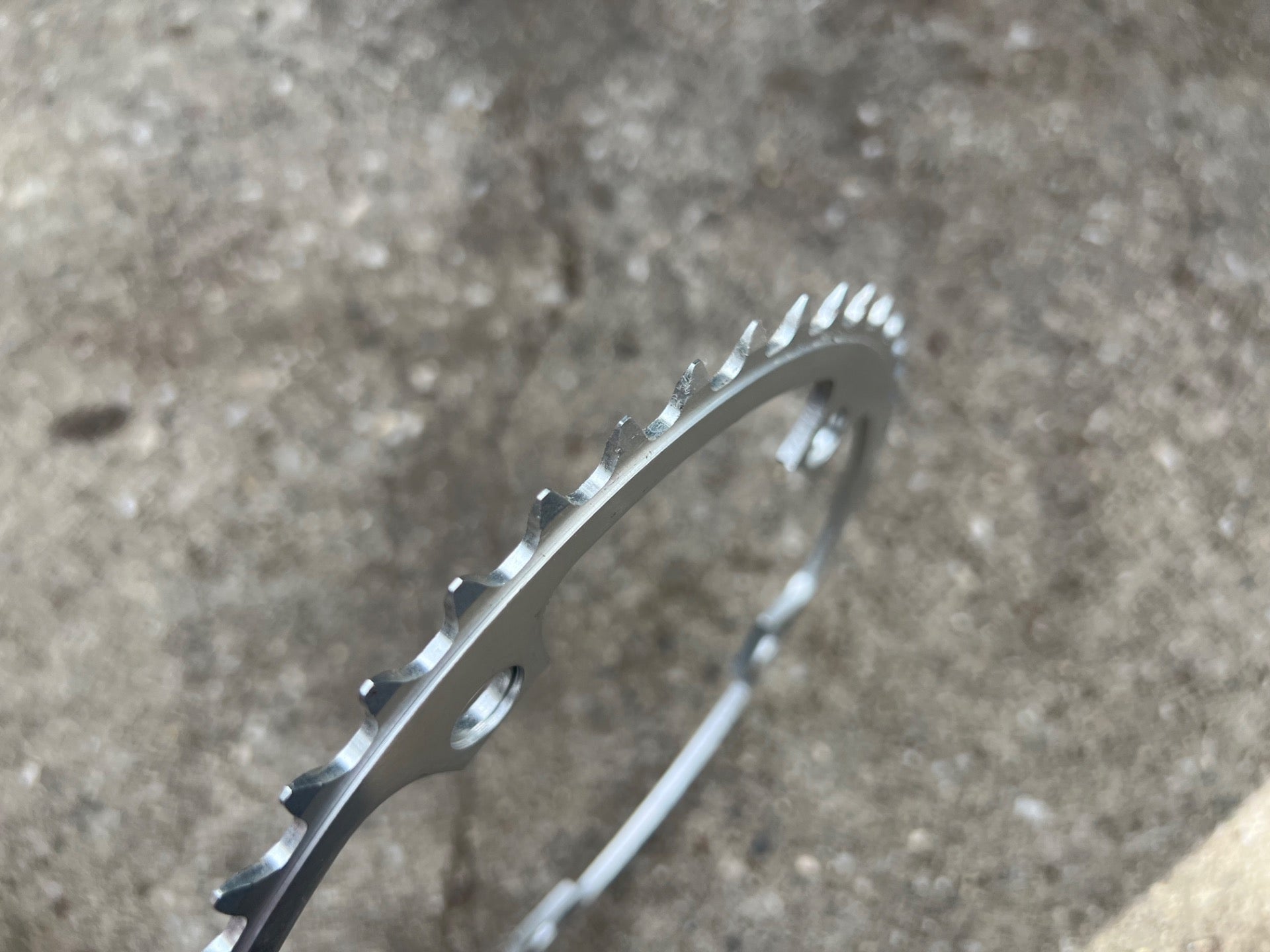 NOS Suntour Superbe 144BCD 47T Chainring Vintage Road Track Silver Big Aluminum  - Image 4