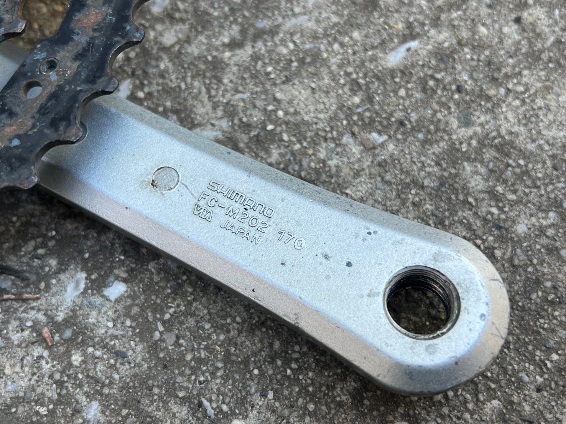 Shimano 200GS FC-M202 170mm 48-38-28T Triple Drive Side Crank Arm Square Taper - Image 4