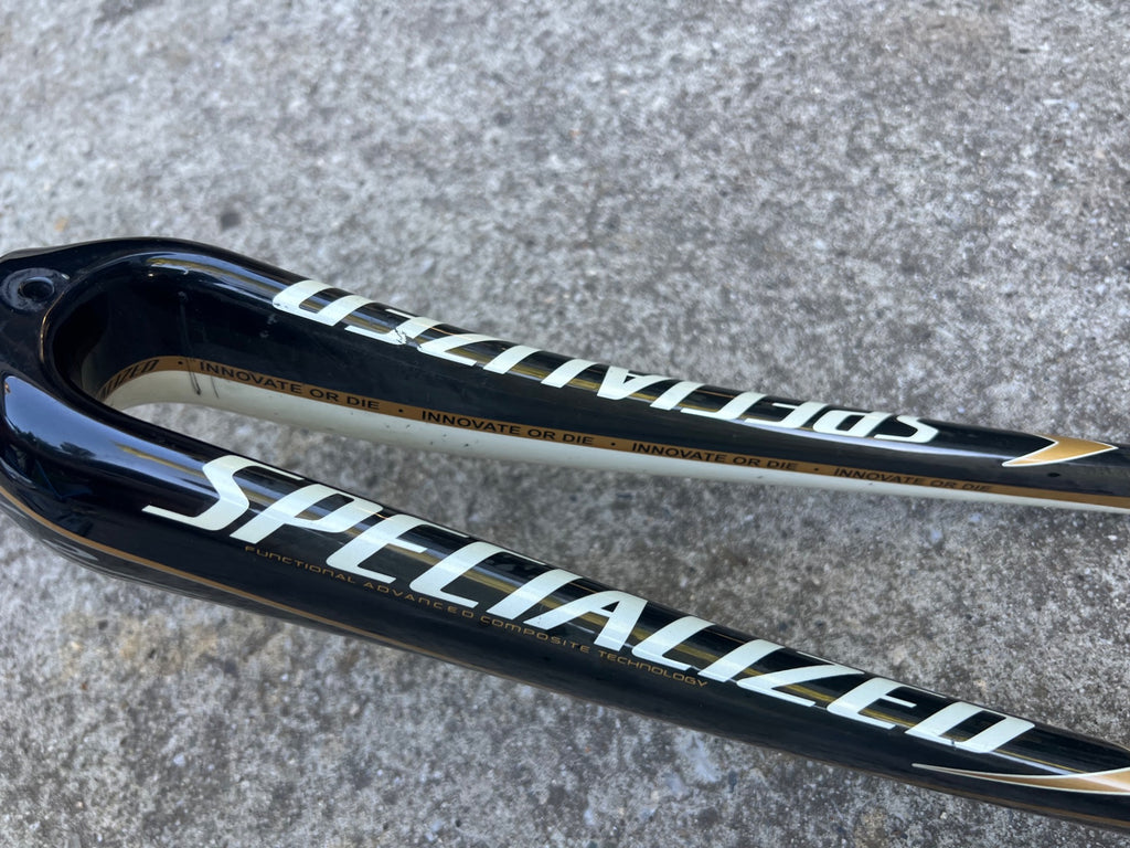 Specialized FACT 700c Carbon Fork 1 1/8” to 1 1/2” 8” Tapered Black Gold Road  - Image 10