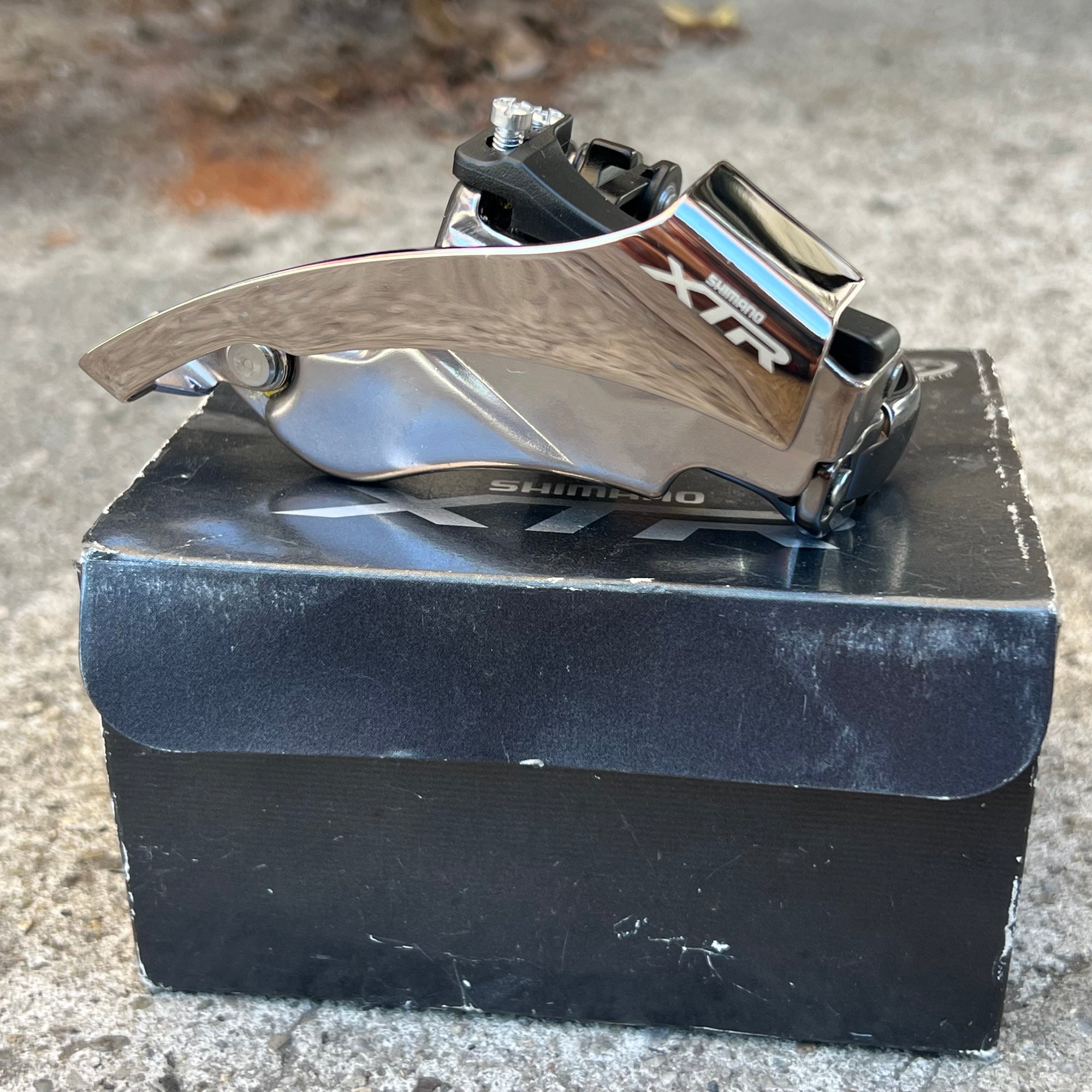 NOS Shimano XTR FD-M960 34.9mm Top Pull Front Derailleur Triple Vintage MTB