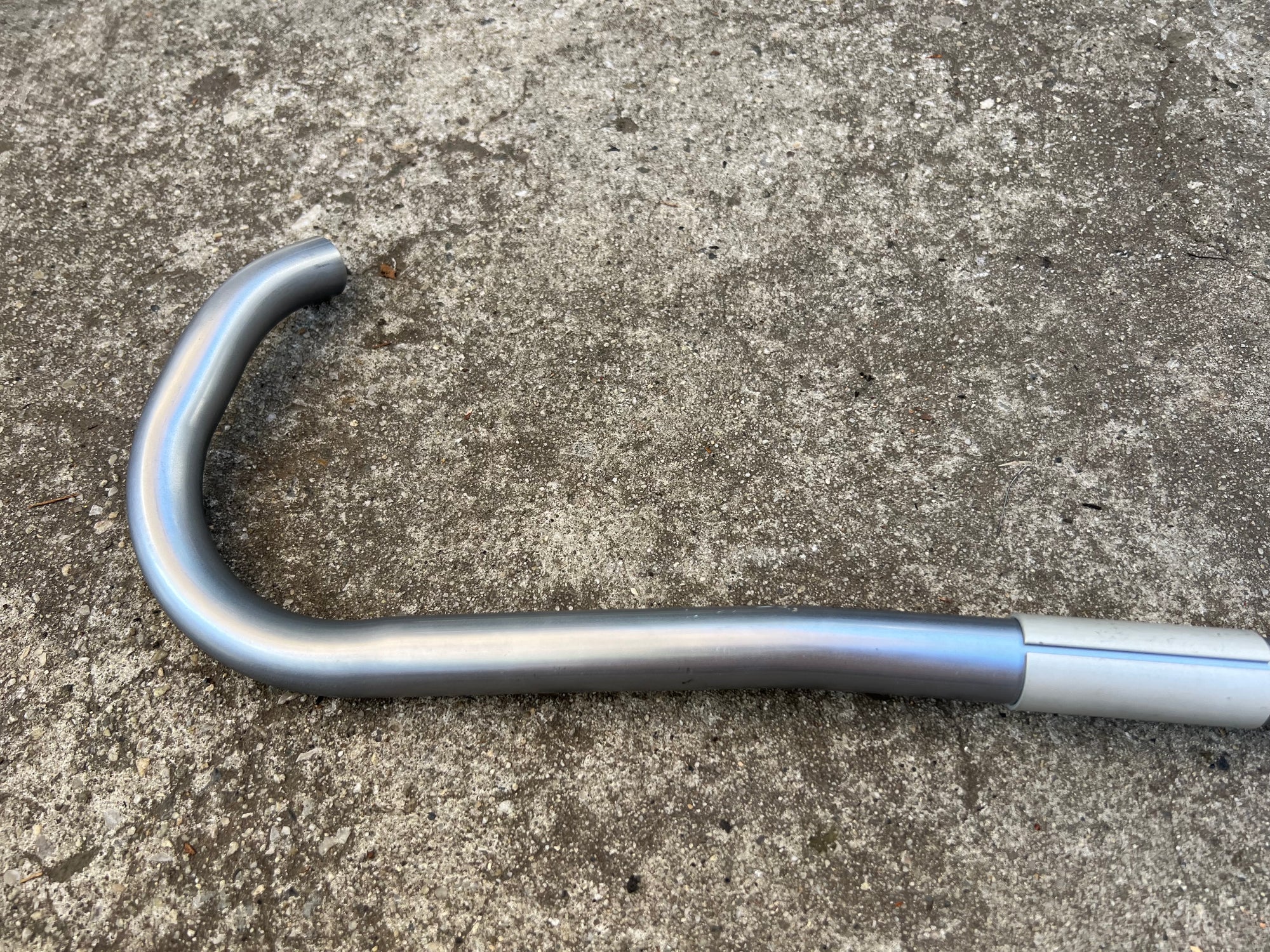 Scott AT2 560x25.4mm Bullhorn Bars Vintage Mountain Bike MTB XC Racing Silver