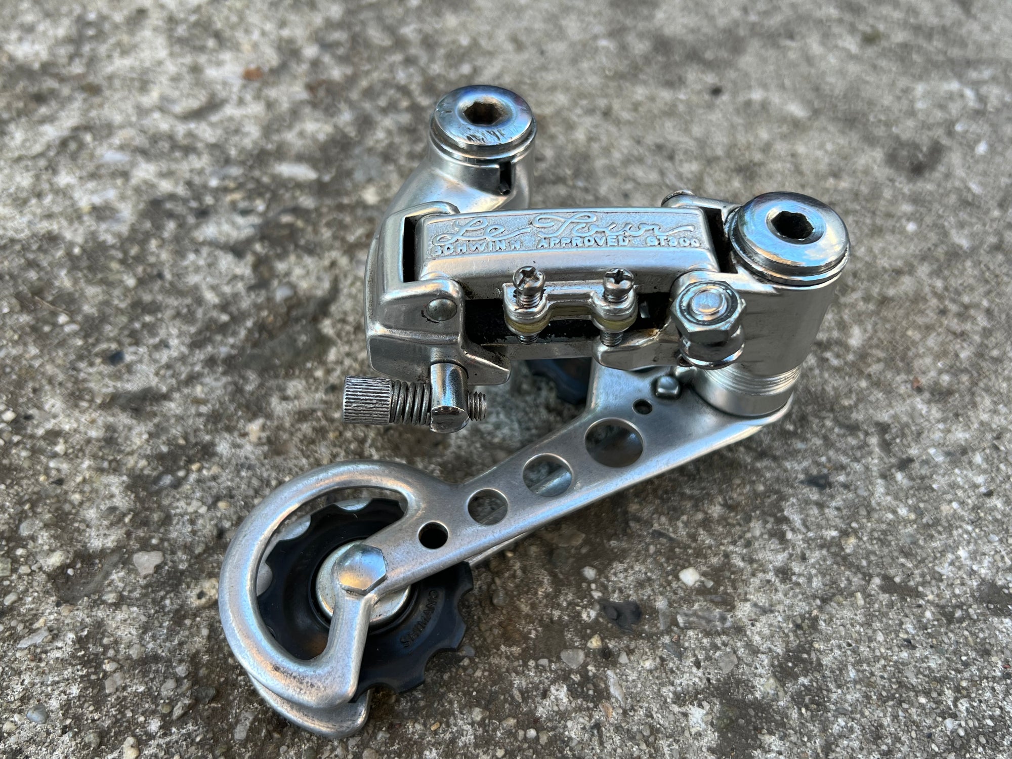 Shimano GT300 Le Tour Crane Dura Ace Long Cage Rear Derailleur Vintage Road Touring Schwinn