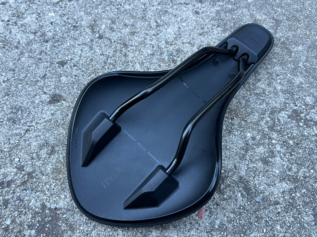 Fizik Aliante Tempo Wide Saddle 275x150mm Road Bike Cycling Gravel