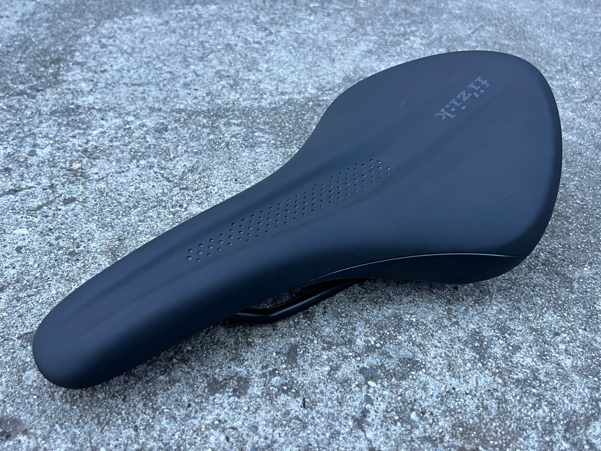 Fizik Aliante Tempo Wide Saddle 275x150mm Road Bike Cycling Gravel