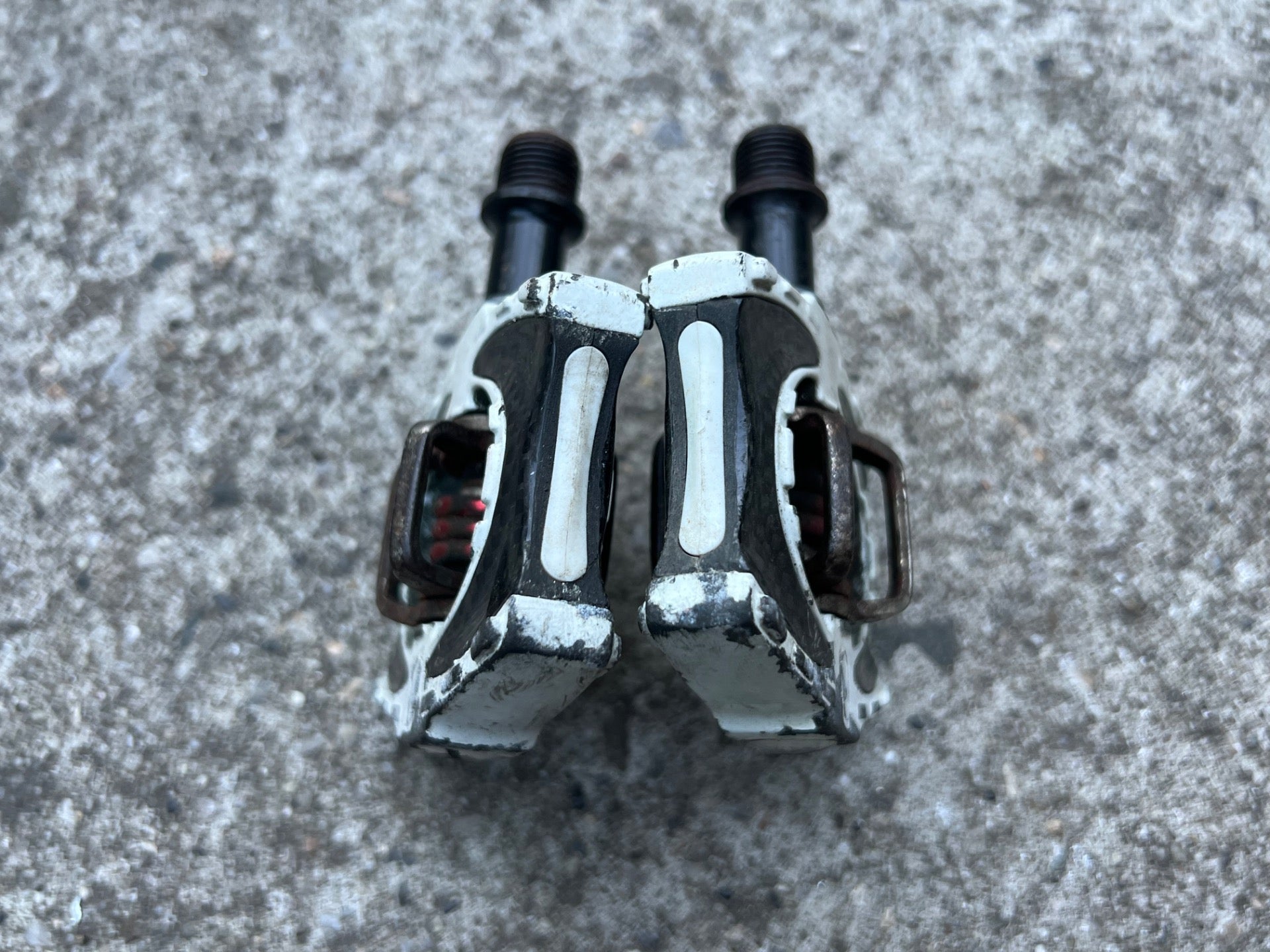 Crankbros Acid Carbon Clipless Pedals White Black MTB Gravel Pair Crankbrothers  - Image 5
