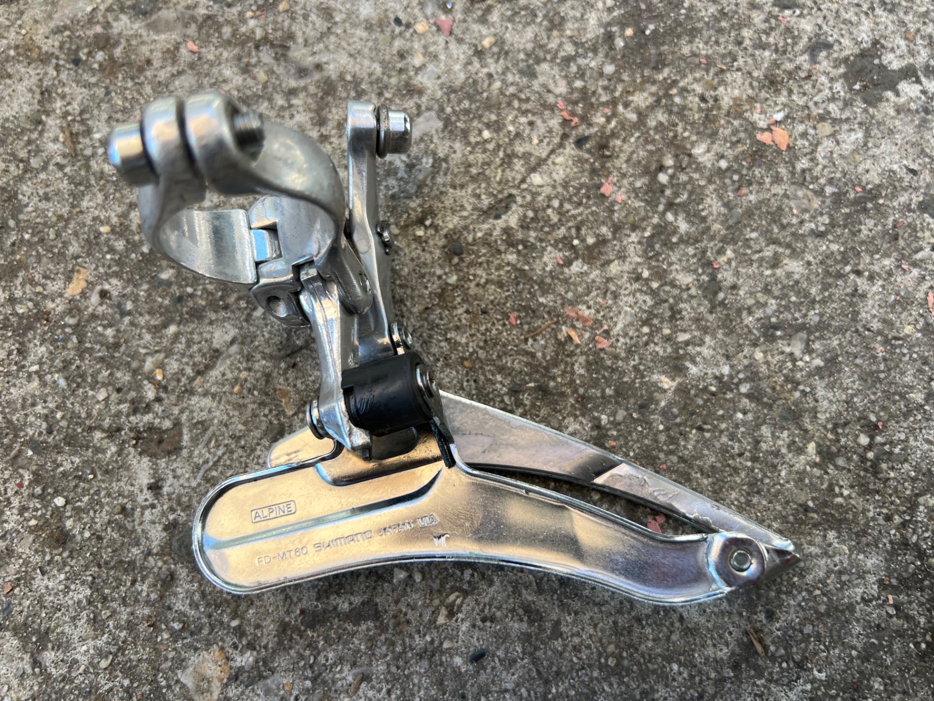Shimano Deore FD-MT60 Front Derailleur 28.6mm Bottom Pull Triple Vintage - Image 5