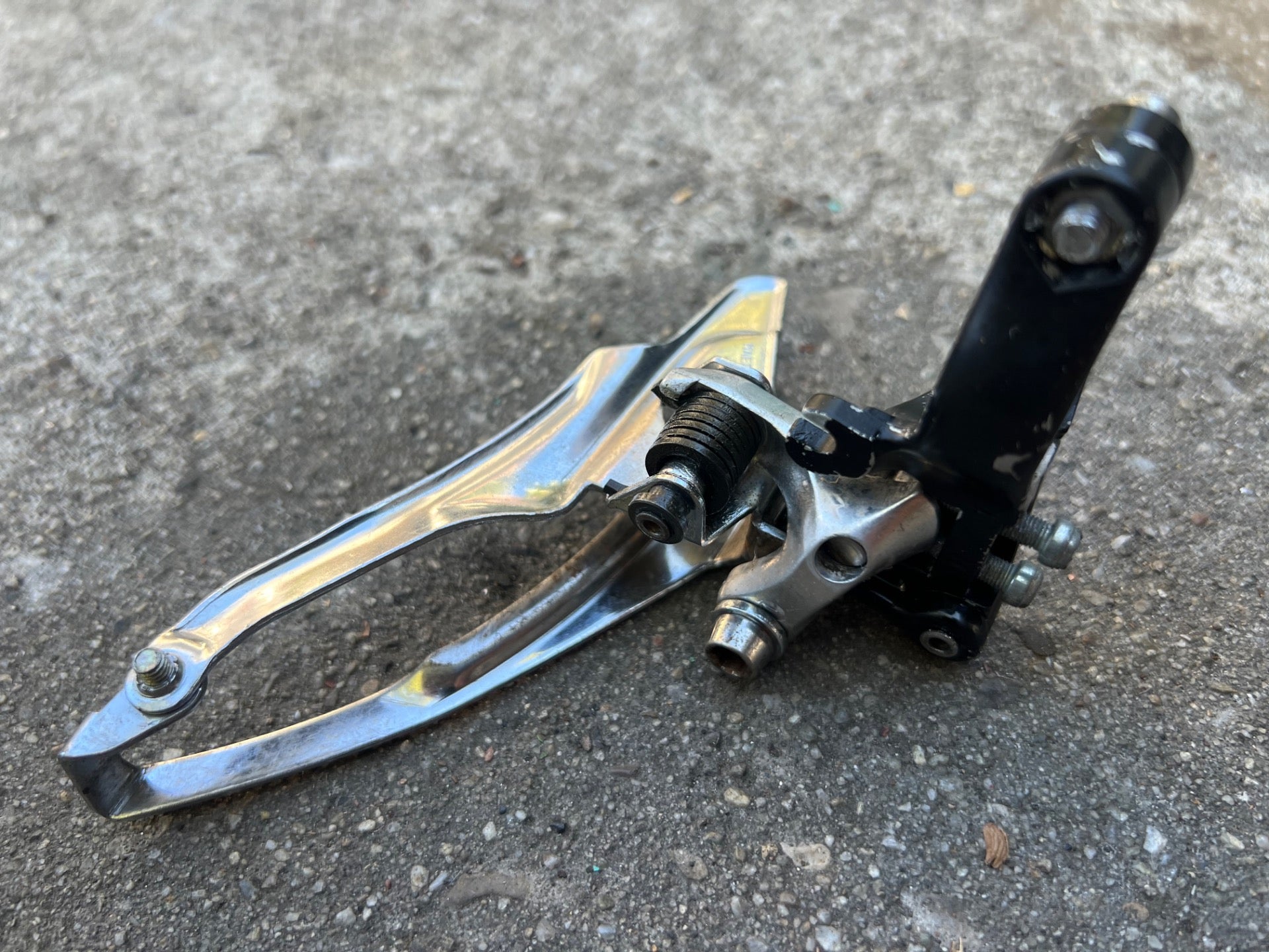 Suntour 28.6mm Top Pull Front Derailleur Vintage MTB Hybrid Triple Black - Image 5