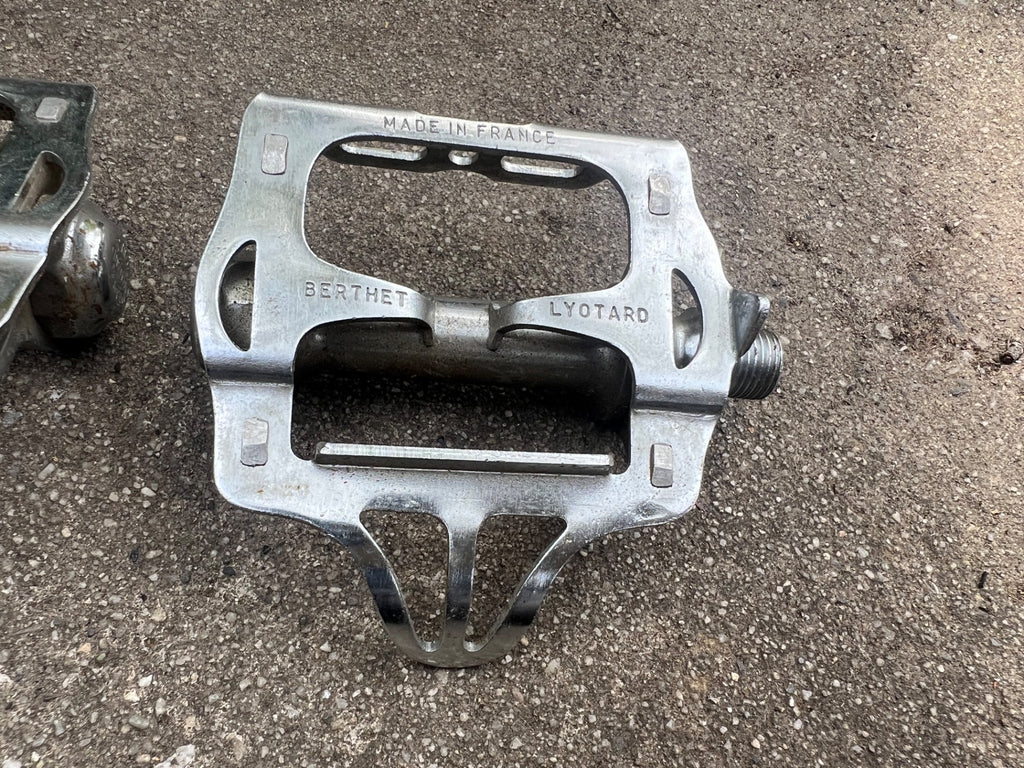 Lyotard Berthet 1/2” Toe Clip Pedals Vintage Chrome Steel Road Touring Bike  - Image 5