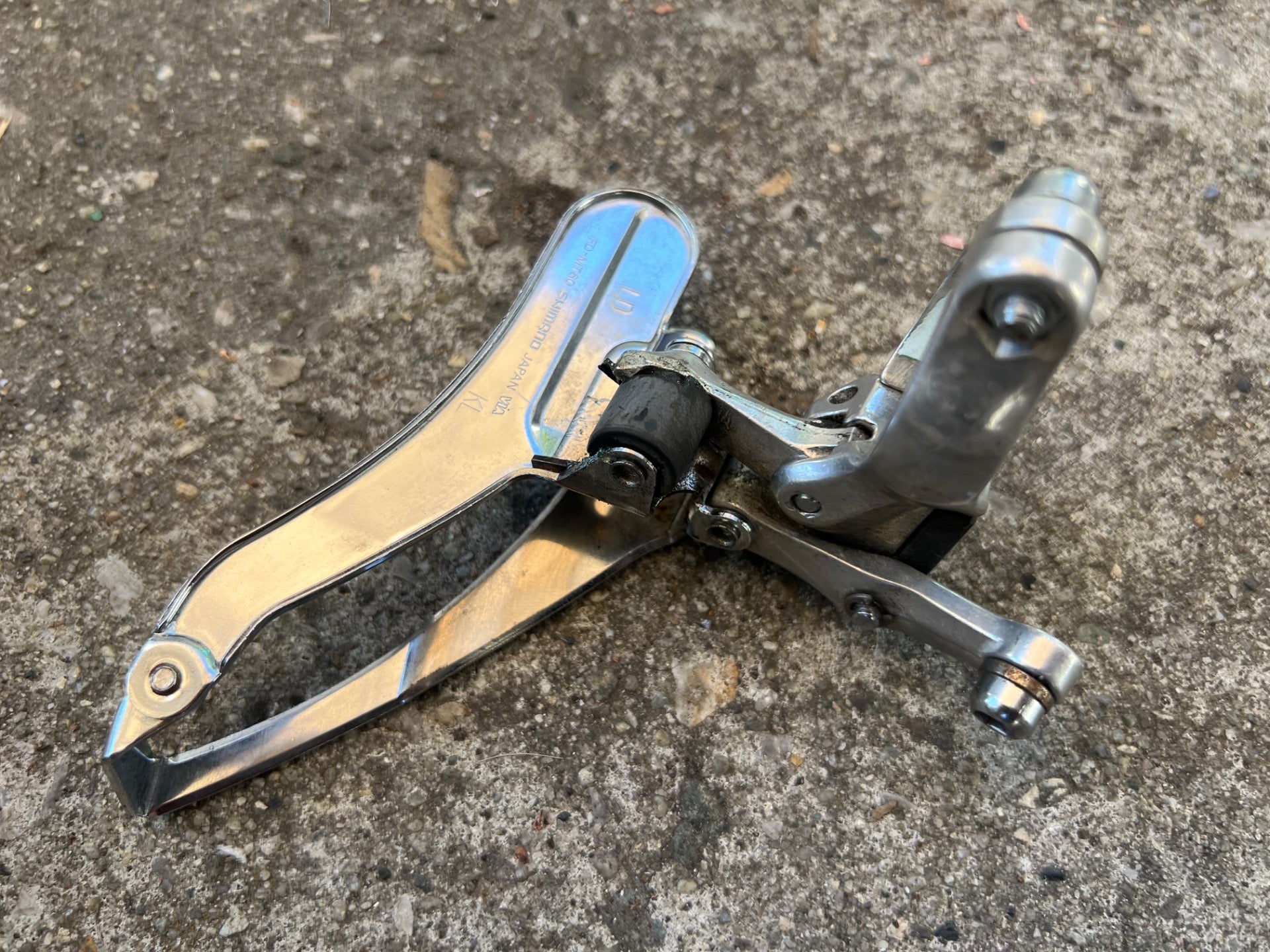 NICE Shimano Deore FD-MT60 Front Derailleur 28.6mm Bottom Pull Triple Vintage  - Image 5