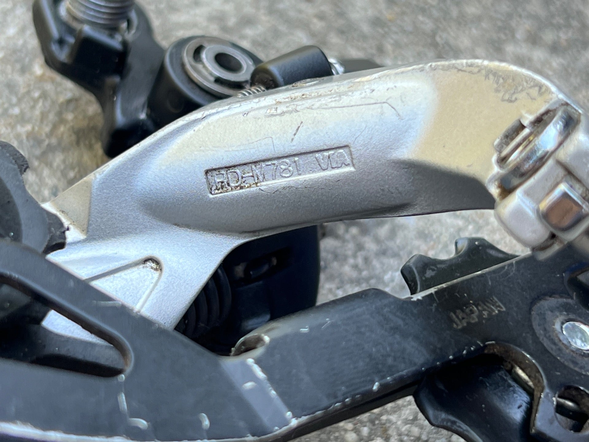 Shimano Deore XT M781 10 Speed Rear Derailleur Medium Cage Black MTB Downhill - Image 5
