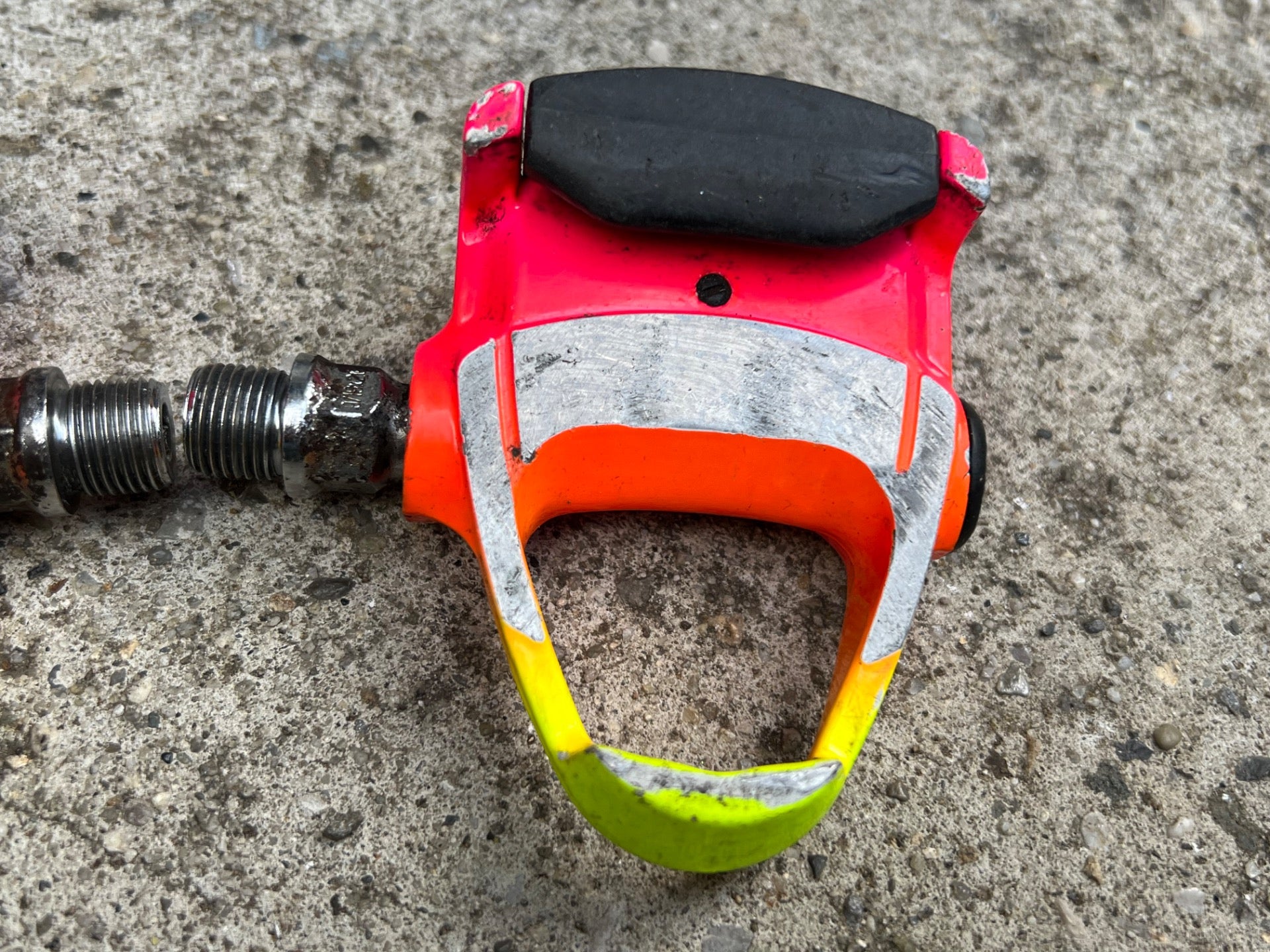 Look Carbon ARC PP76 Clipless Pedals Pink Orange Rainbow Neon Sunset Gatorfade - Image 5