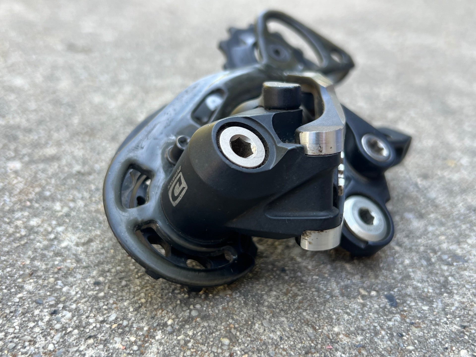 Shimano XTR RD-M980 Rear Derailleur 10 Speed Medium Cage Carbon XC MTB Gravel  - Image 7