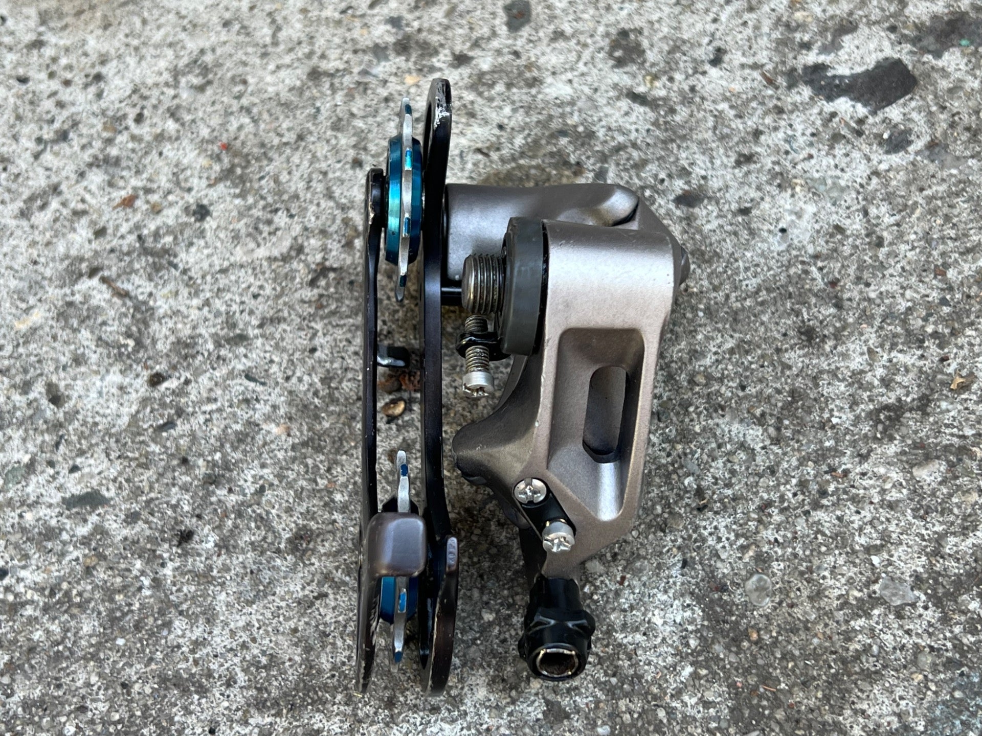 Shimano XTR RD-M950 Medium Cage Rear Derailleur 8 Speed Vintage MTB Mountain  - Image 6