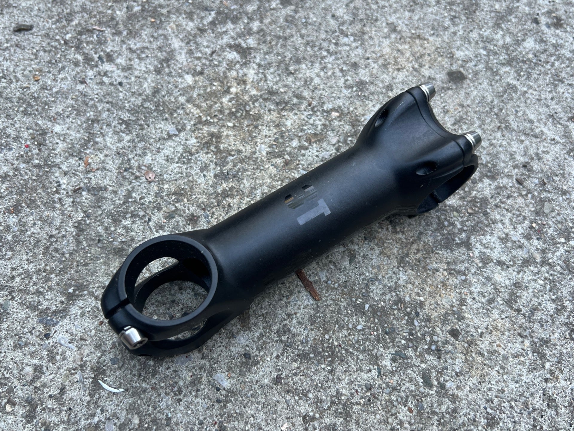 3T ARX Team 1 1/8” Threadless 120x31.8mm Stem Titanium Bolts 135g Black Road  - Image 5