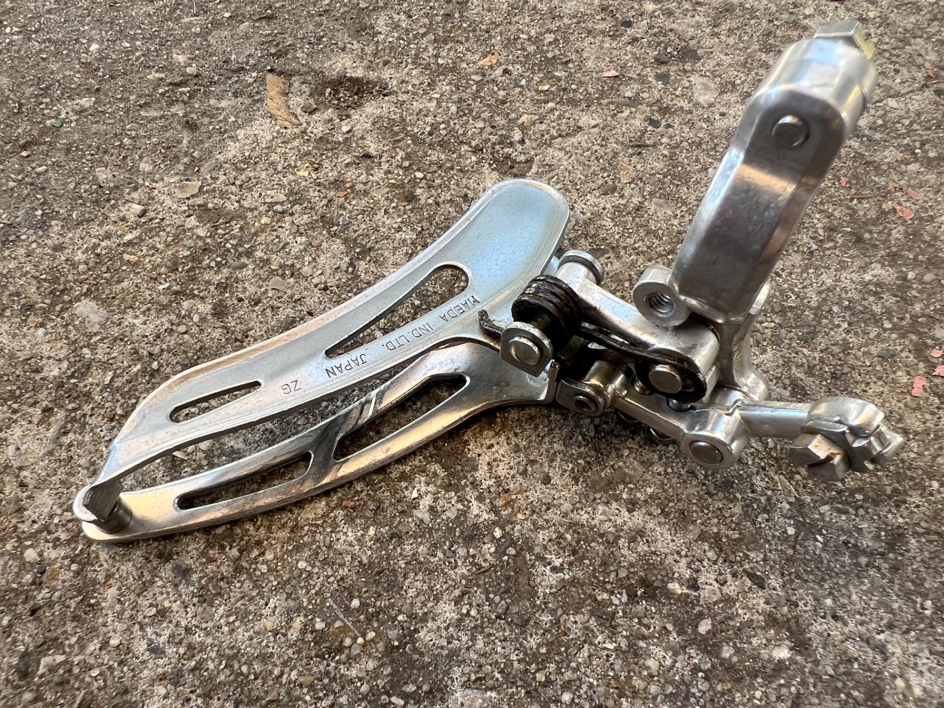 VGC Suntour Mountech Front Derailleur 28.6mm Vintage MTB ATB Triple Bottom Pull  - Image 5