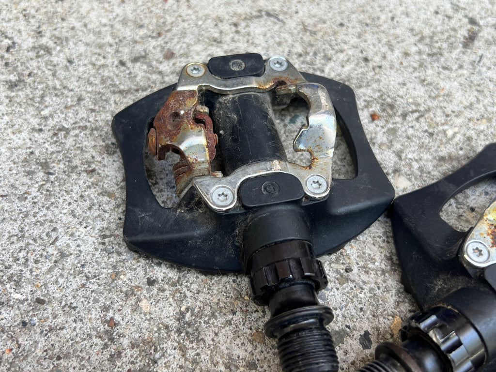 Forte Dual Sided Platform Clipless SPD Pedals Black Gravel MTB Road Bike  - Image 5