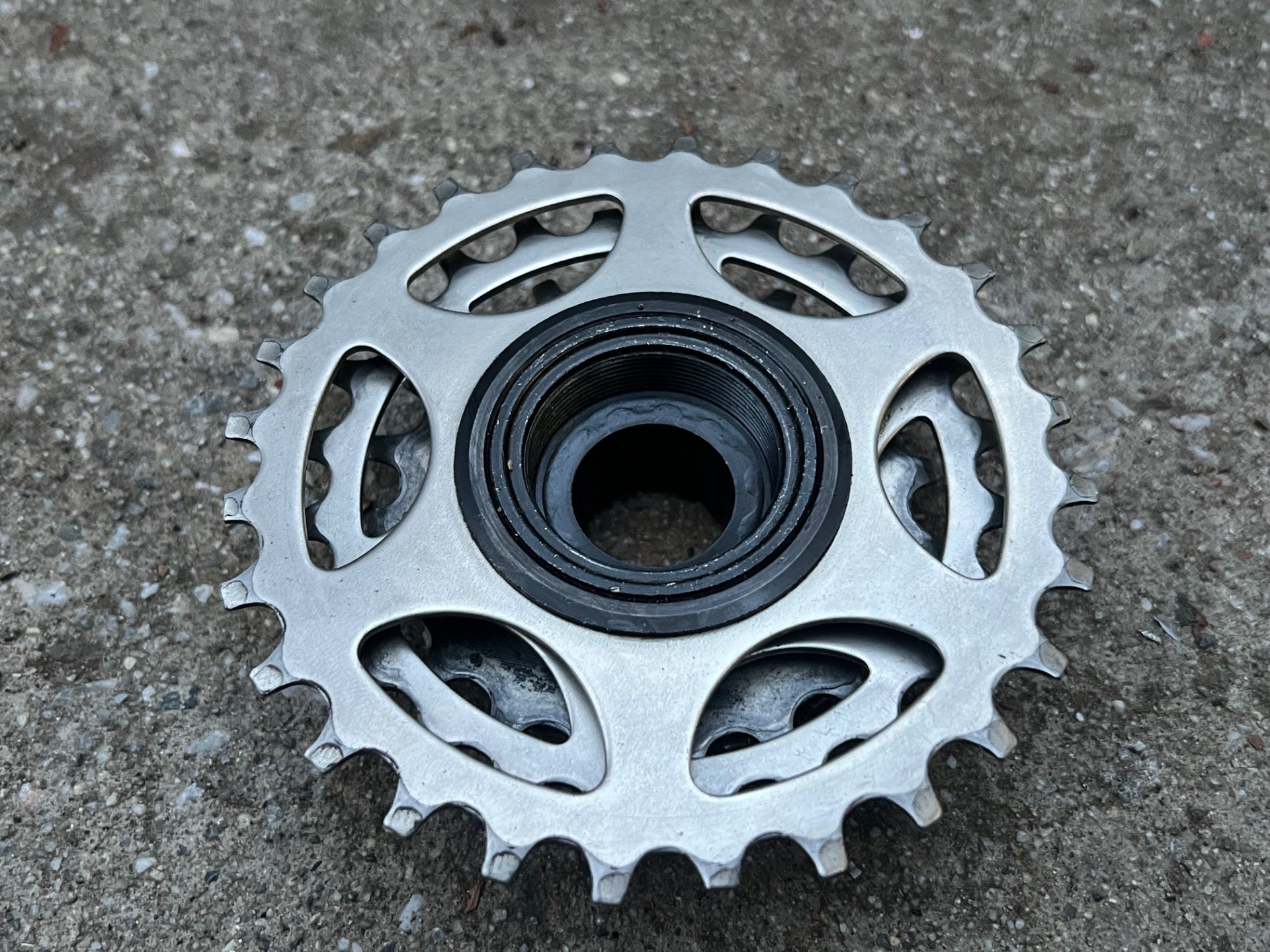 Shimano 600 6208 13-28T 6 Speed Freewheel Vintage Road Touring Wide Range Silver - Image 5