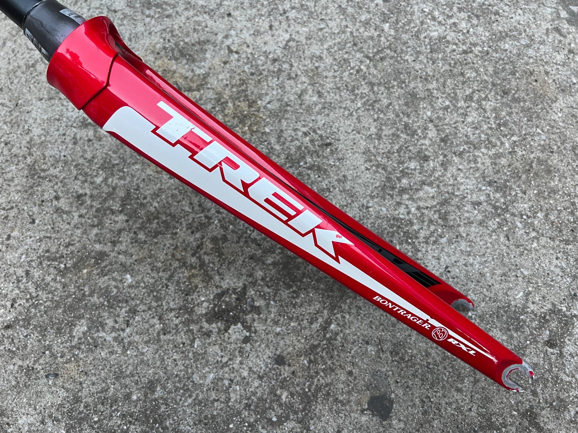 Trek RXL Bontrager 1 1/8” Tapered Carbon Fork Red White Aluminum Road Bike Race - Image 15