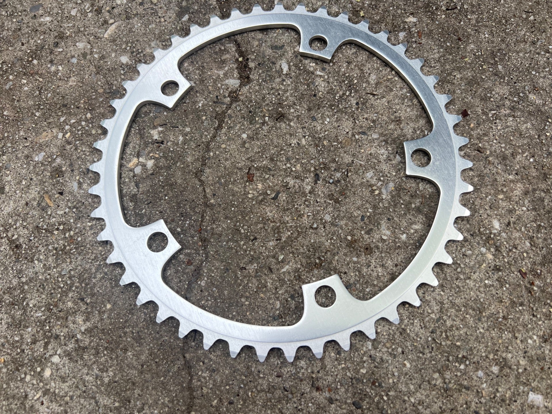 NOS Suntour Superbe 144BCD 47T Chainring Vintage Road Track Silver Big Aluminum  - Image 5