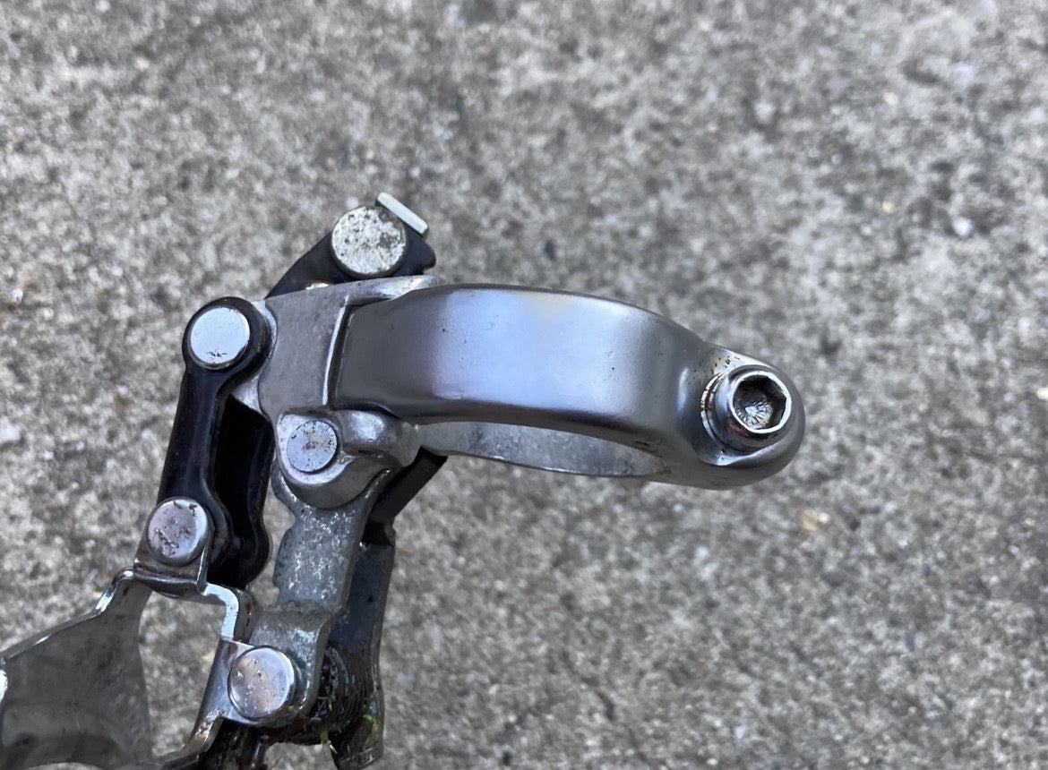 Shimano 300LX FD-M300-C 28.6mm Bottom Pull Front Derailleur Vintage Hybrid MTB - Image 5