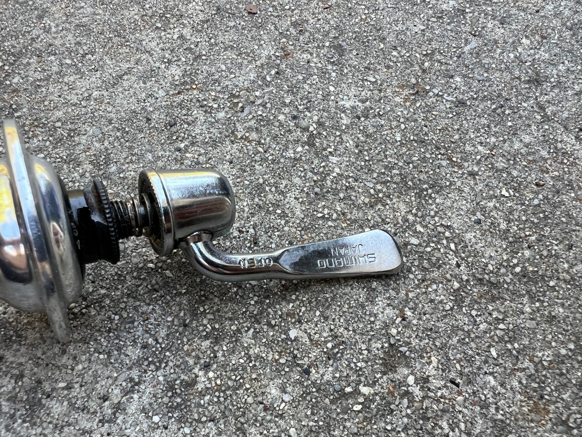Shimano Dura Ace 7400 Front Hub 32H Hole 100mm Quick Release Vintage Road Bike  - Image 5