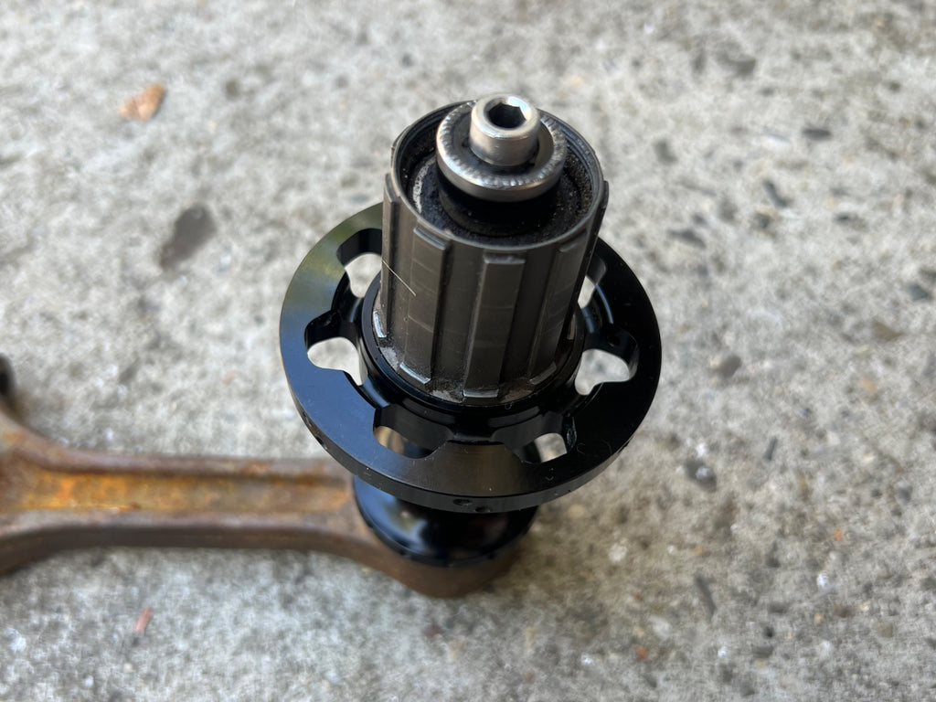 Easton 28H Hole Rear Hub 8/9/10 Speed 130mm Black Road Bike Racing  - Image 5