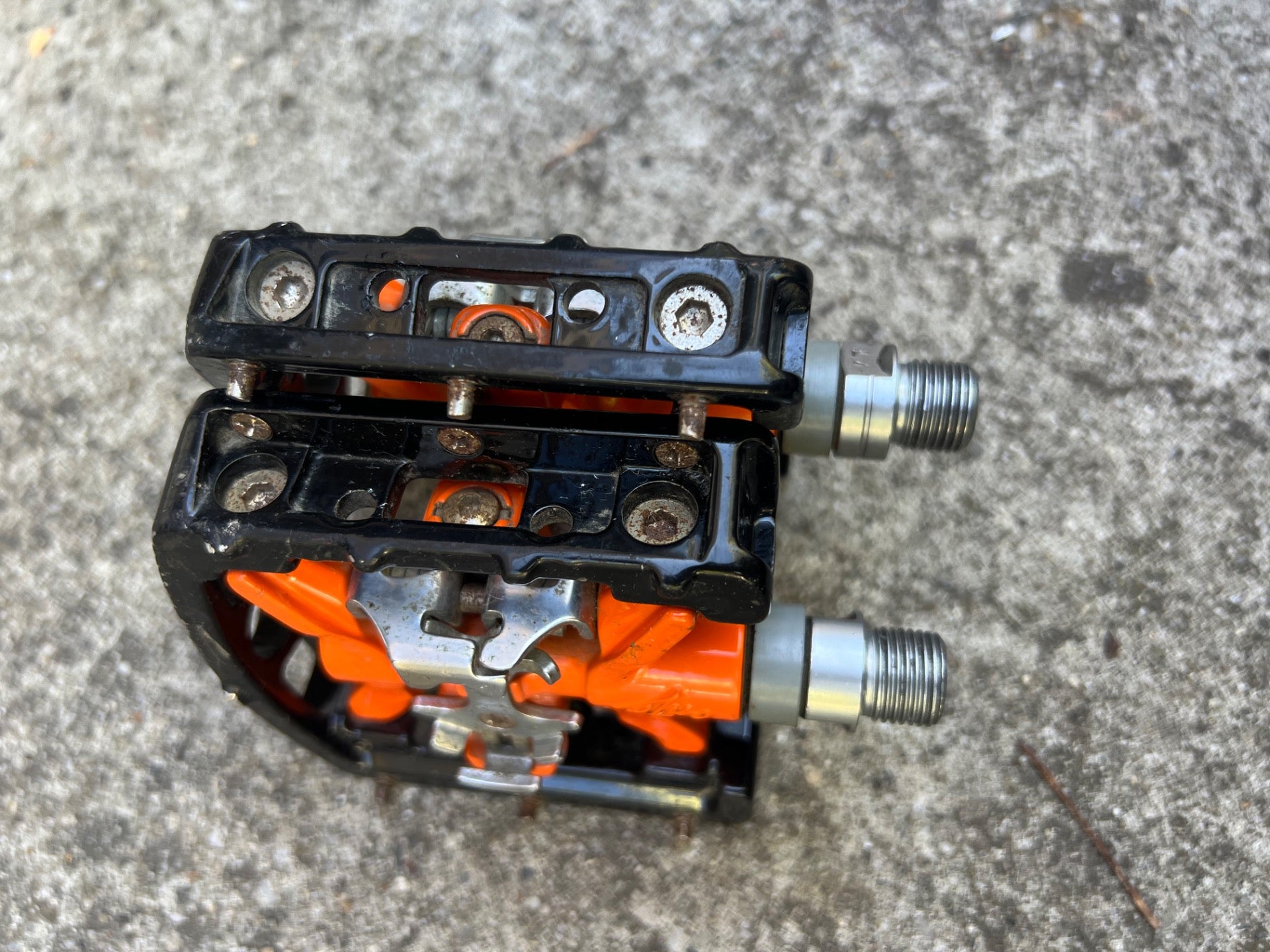 Onza H.O.X. Clipless MTB Platform Dual Sided Pedals Vintage Retro Orange Black - Image 5