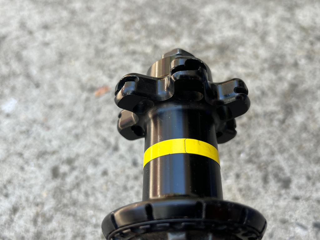 Mavic 24H Hole Rear Hub 130mm 11 Speed Shimano Hyperglide Black Road Bike Retro - Image 5