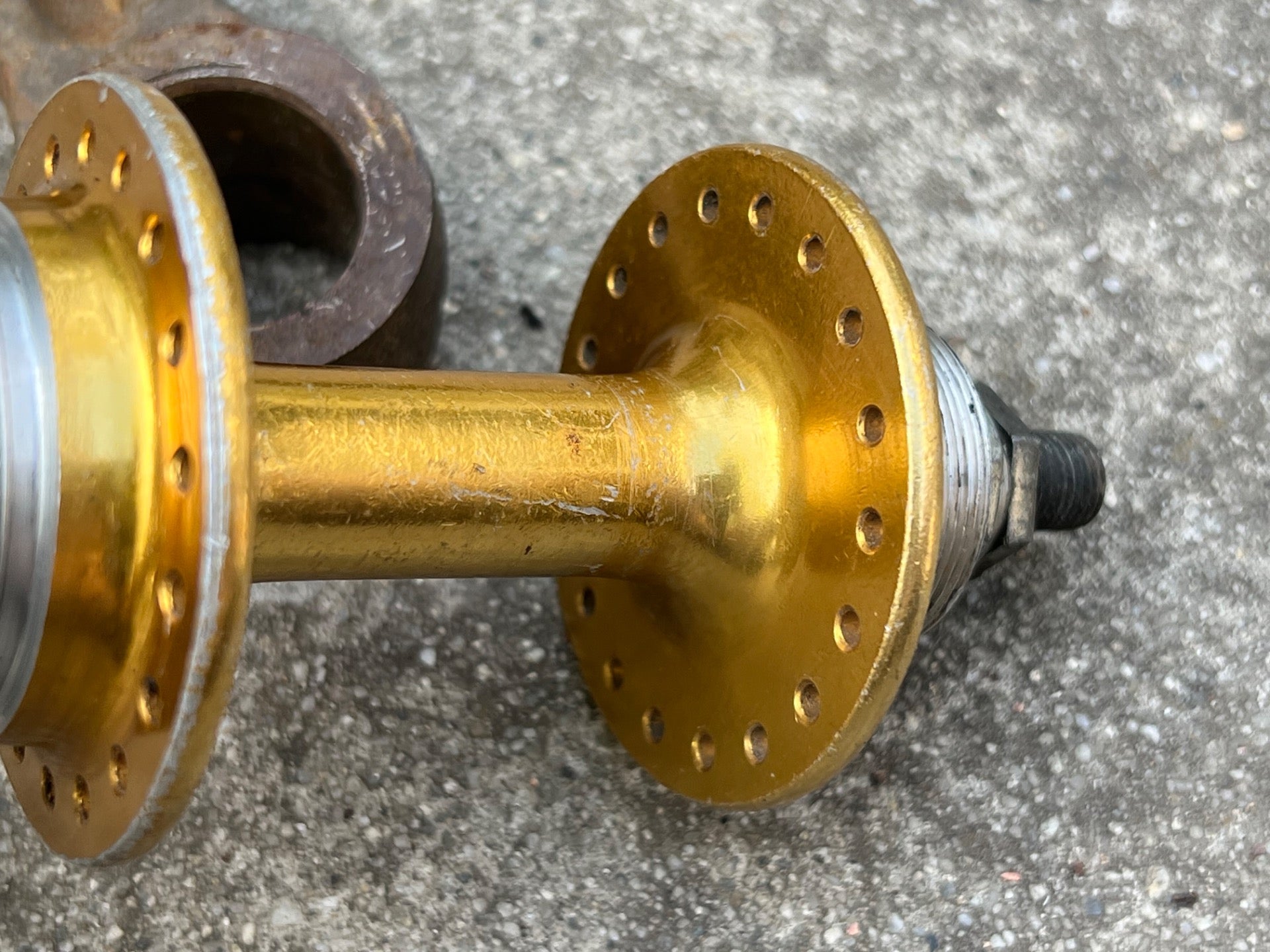Sunshine Gold BMX Hub 110mm 36H Bolt On Flip Flop English Anodized OG Vintage - Image 5