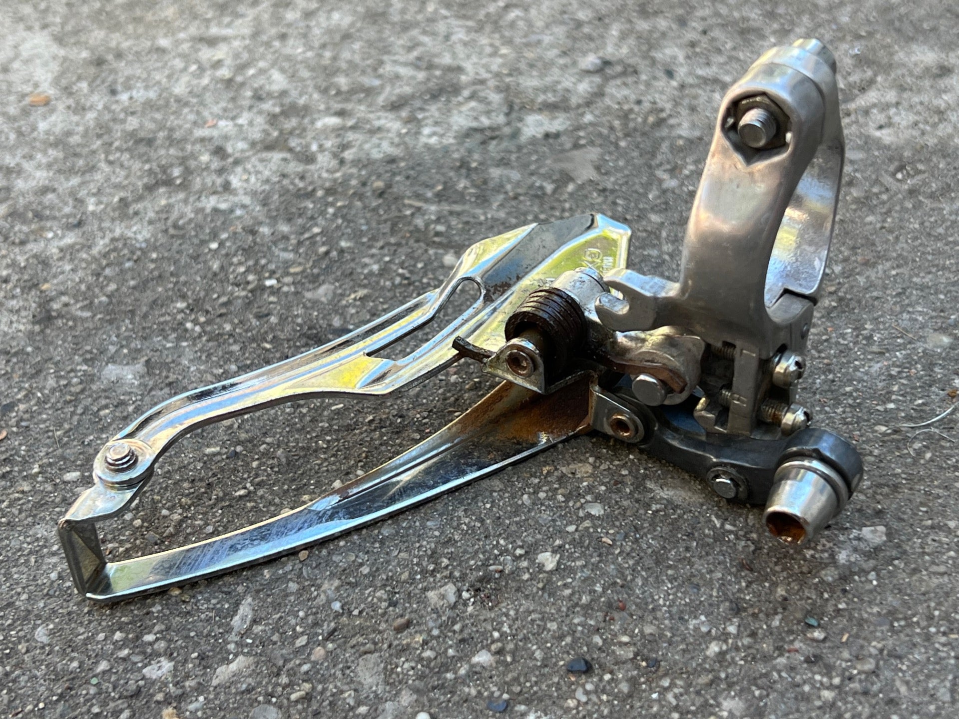 Suntour XC Sport 7000 28.6m Bottom Pull Front Derailleur Vintage MTB Triple - Image 5