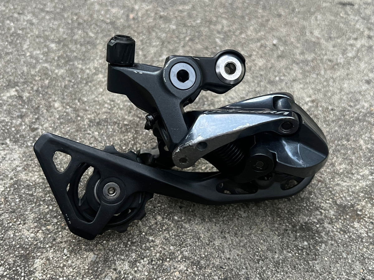 Shimano Ultegra RD-R8000 11 Speed GS Medium Cage Rear Derailleur 30T Max