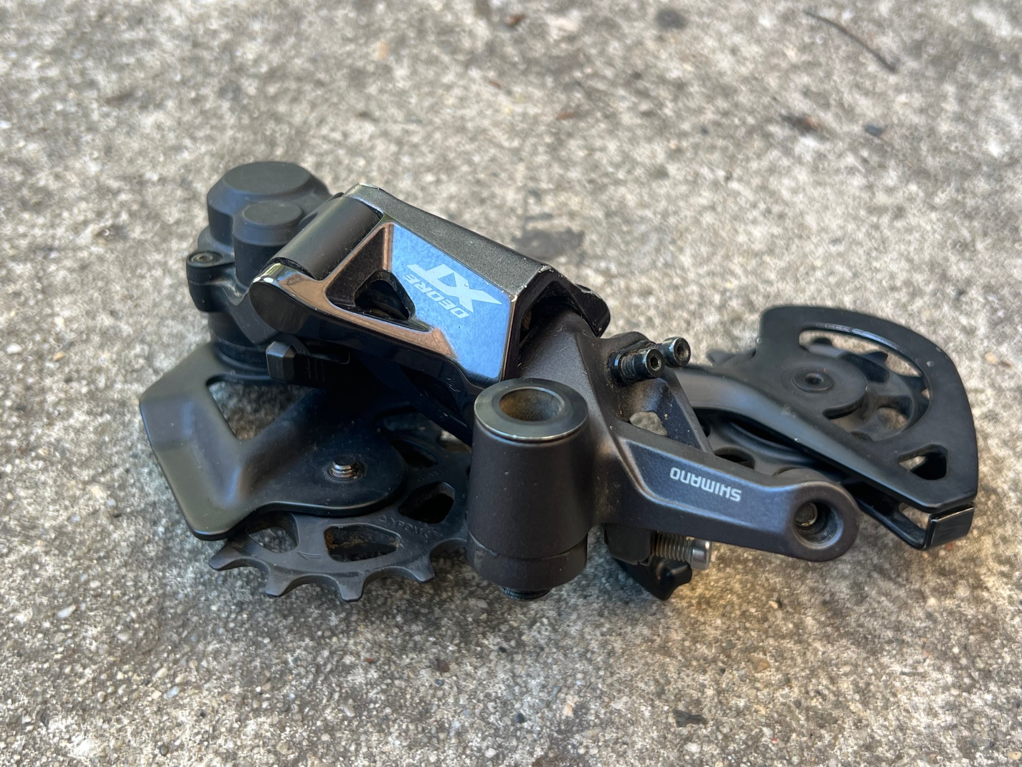 Shimano Deore XT RD-M8100 SGS 12 Speed Rear Derailleur MTB Long Cage Shadow