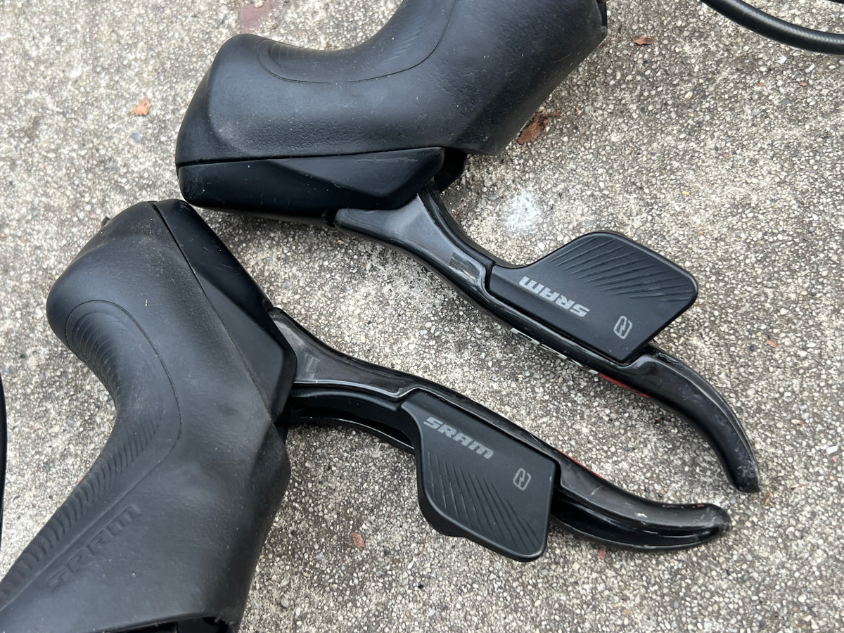 SRAM RED eTap 2x11 Speed Hydraulic Disc HRD Electronic Wireless Shifters Levers