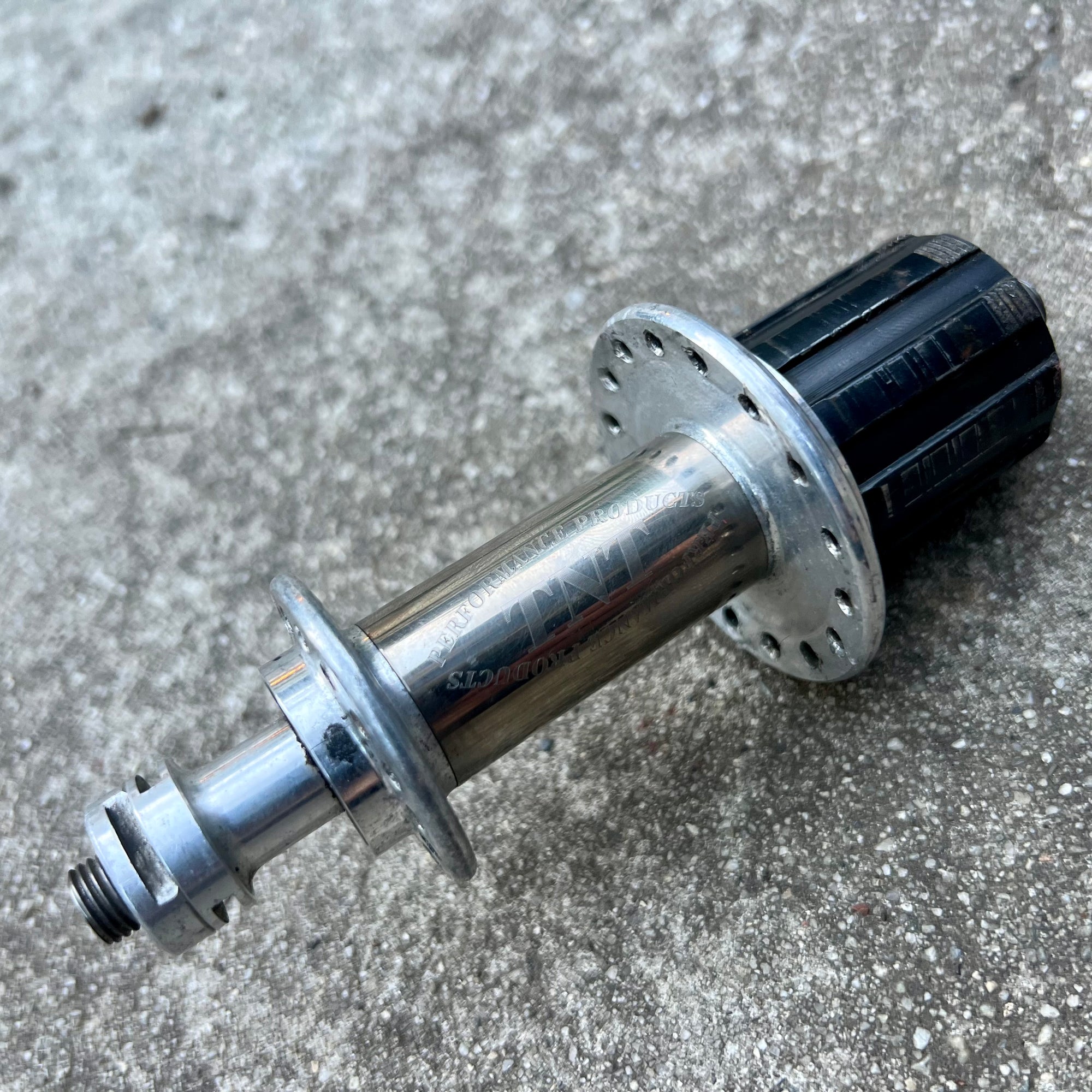 CRACKED TNT Rear Hub 32 Hole 130mm Titanium Vintage MTB Mountain Bike 8/9/10s