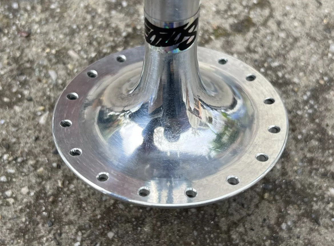 Suzue Pro Max Track Hubset Silver 100/120mm 32H Hole Flip Flop High Flange Road - Image 9