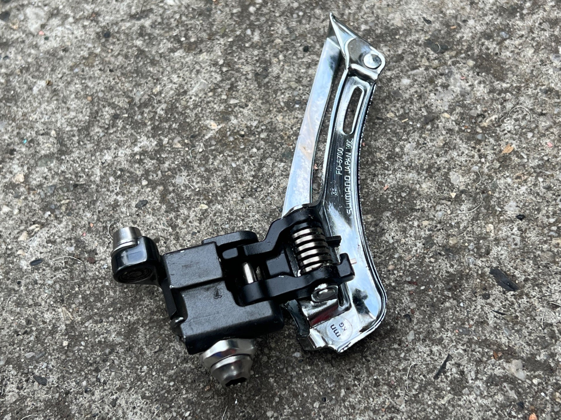 Shimano Ultegra FD-6700 Bottom Pull Front Derailleur Double Road 2x10 Speed  - Image 6