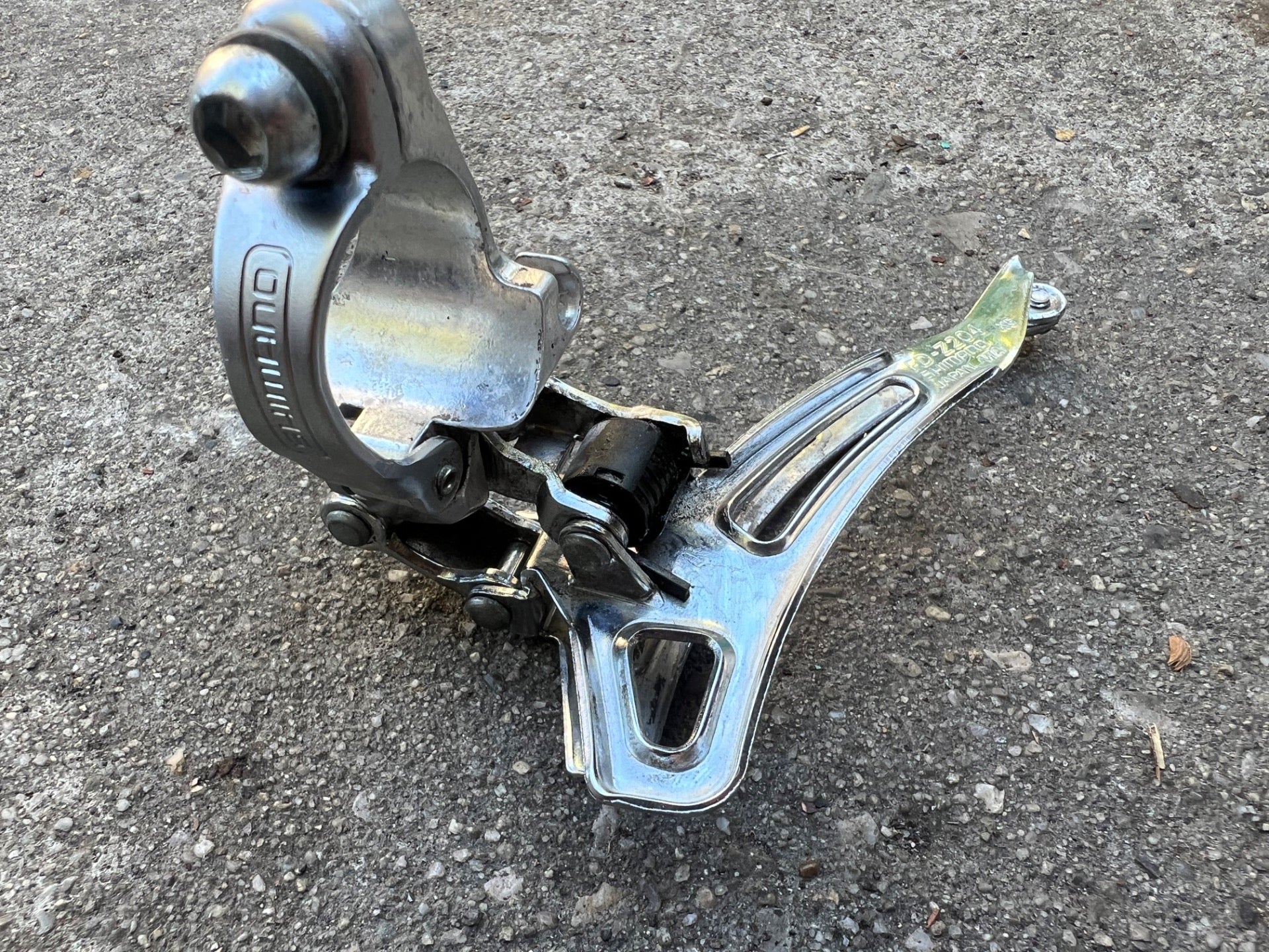 Shimano Z Series FD-Z204 28.6mm Bottom Pull Vintage Double Front Derailleur Road - Image 6