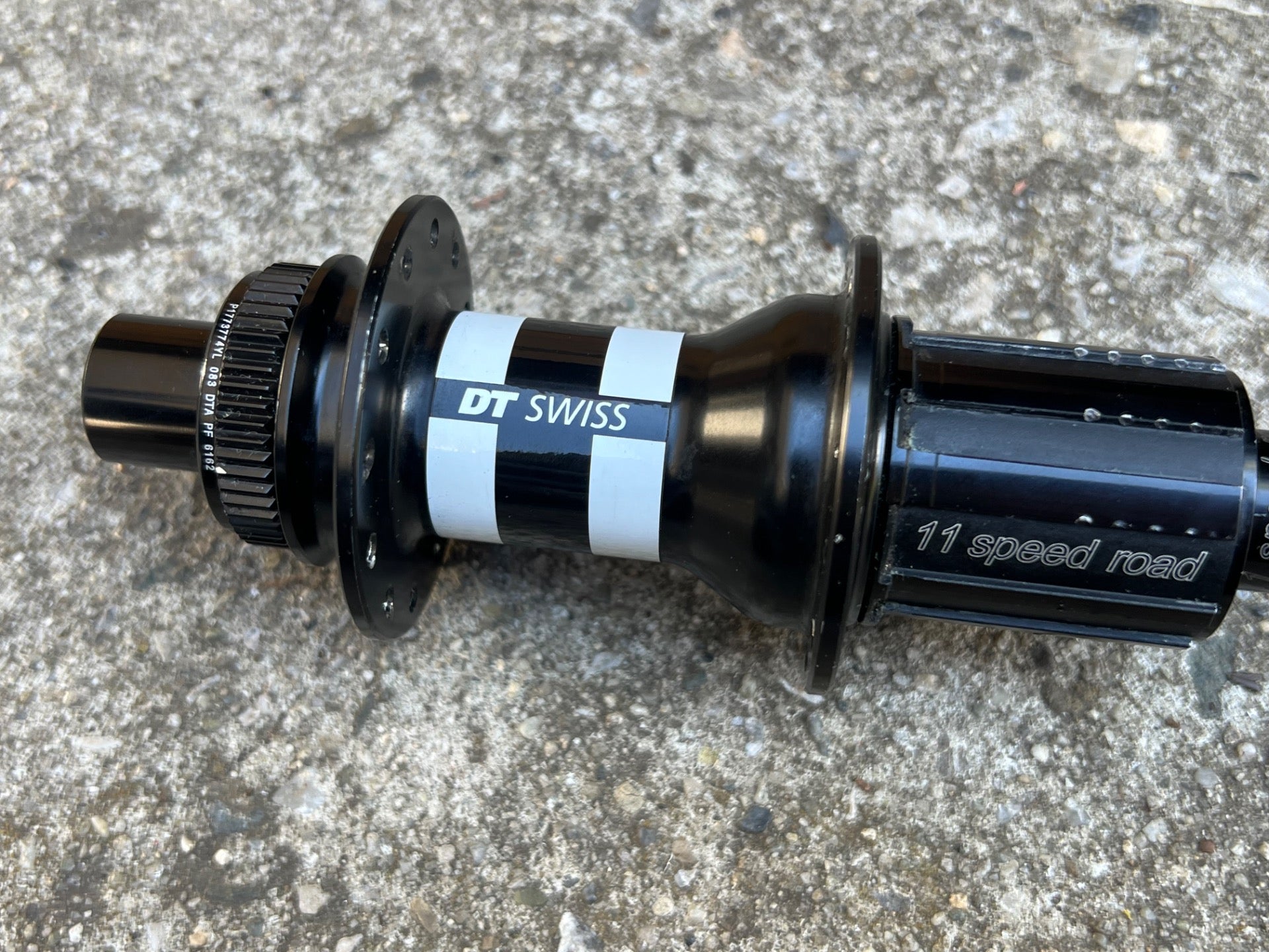 DT Swiss 350 12x142mm 24H 11 Speed Shimano Centerlock Disc Rear Hub Road Black - Image 6
