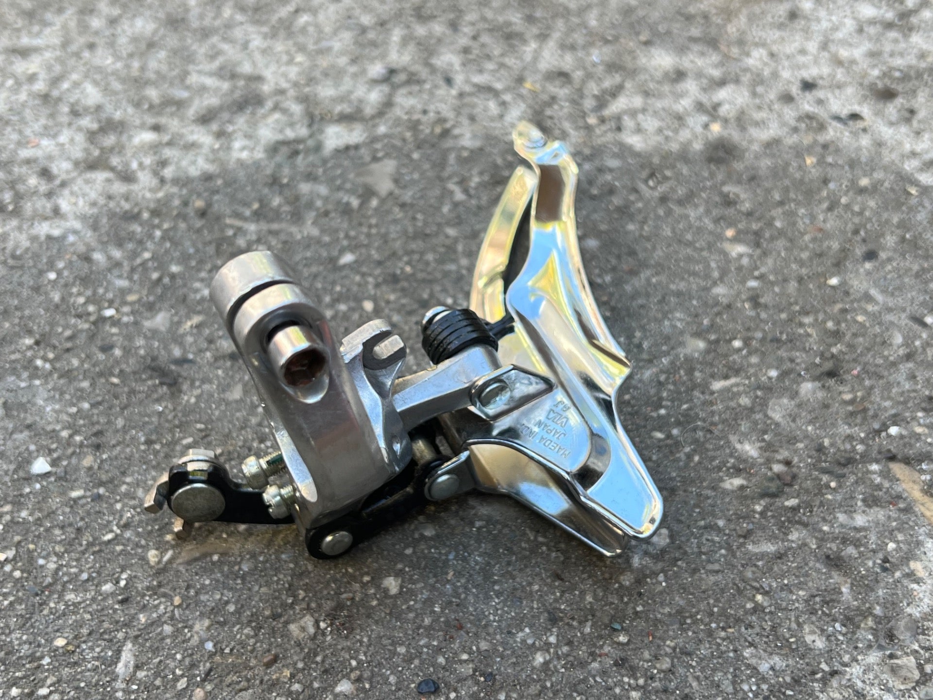 NICE Suntour XCM Front Derailleur 28.6mm Bottom Pull Vintage MTB Black Triple  - Image 6
