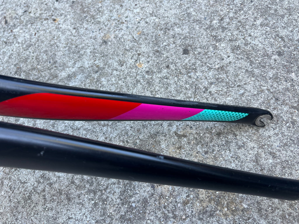 Specialized Carbon Fork 1 1/8” to 1 1/4” Tapered Threadless 8.5in Black Red Pink - Image 13