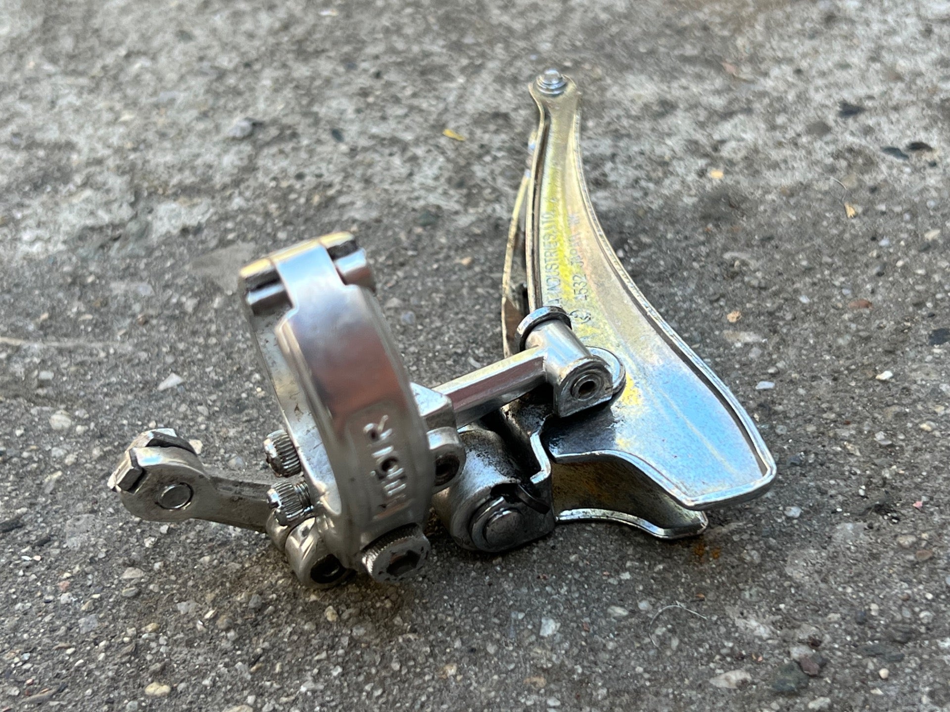 Suntour Cyclone 1st gen 28.6mm Bottom Pull Front Derailleur Vintage Road Double - Image 6