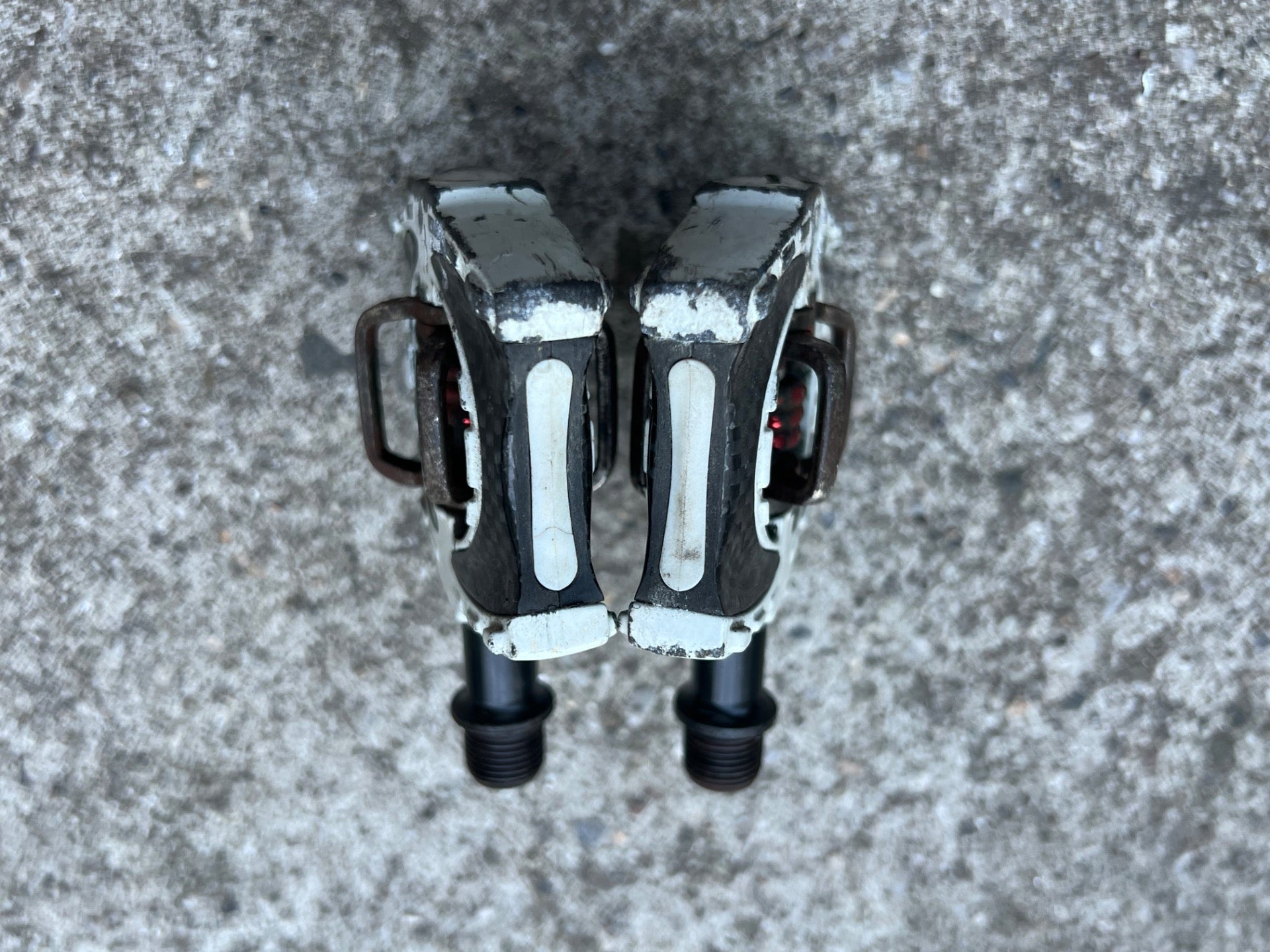 Crankbros Acid Carbon Clipless Pedals White Black MTB Gravel Pair Crankbrothers  - Image 6