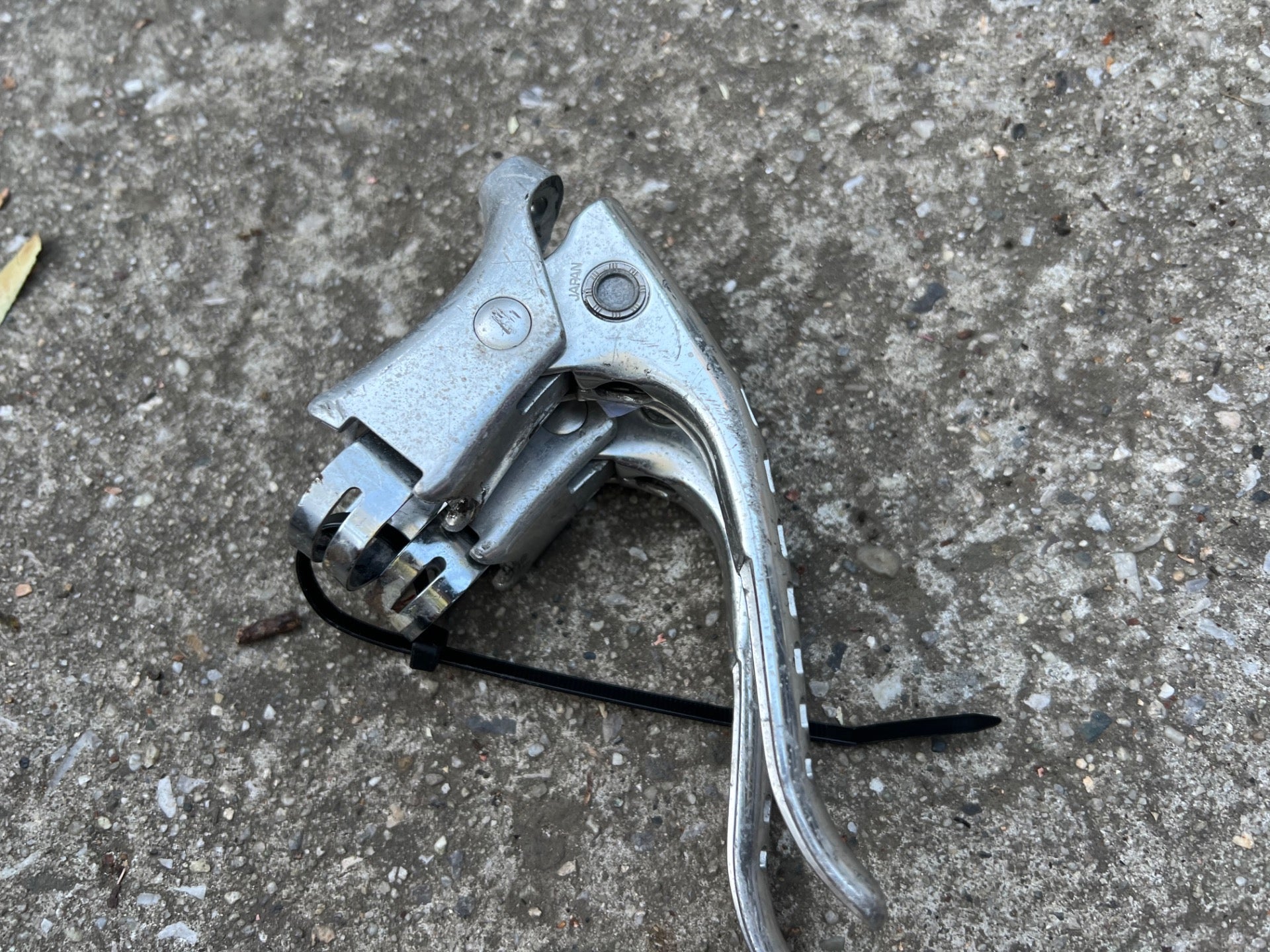 Shimano 600 BL-6208 Brake Levers Pair Vintage Retro Road Bike Drop Bar Silver  - Image 6