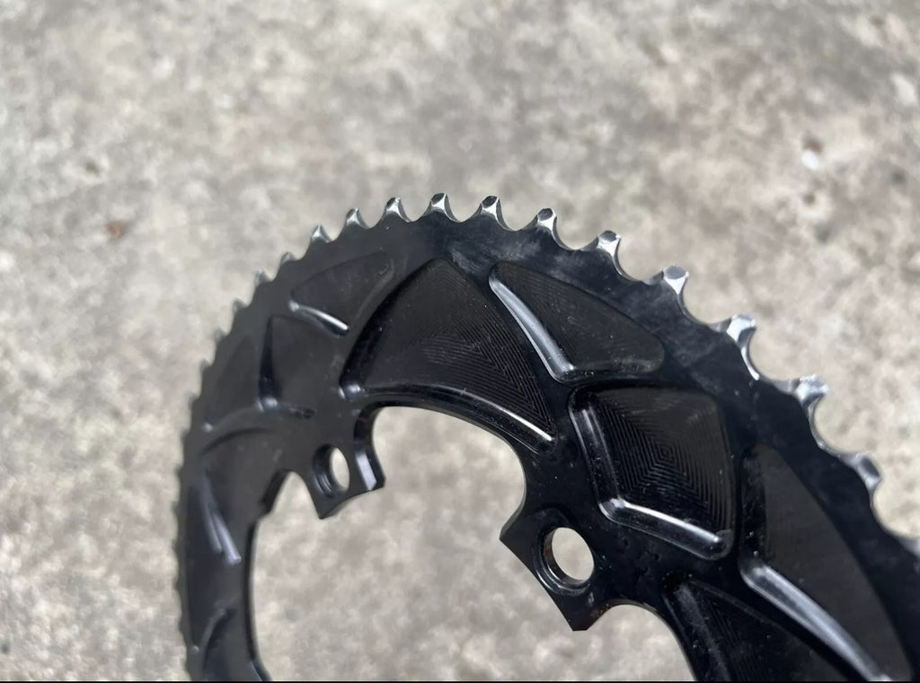 Shimano 110 BCD 4 Bolt Asymmetrical Chainring Set 53/39T 11 Speed Black Road - Image 6