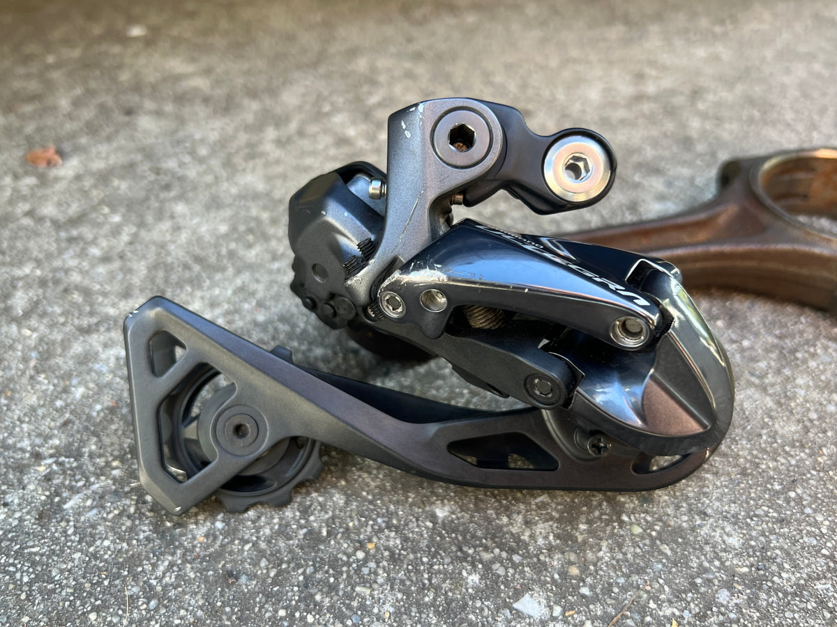 Shimano Ultegra Di2 RD-8050 GS 11 Speed Medium Cage Rear Derailleur