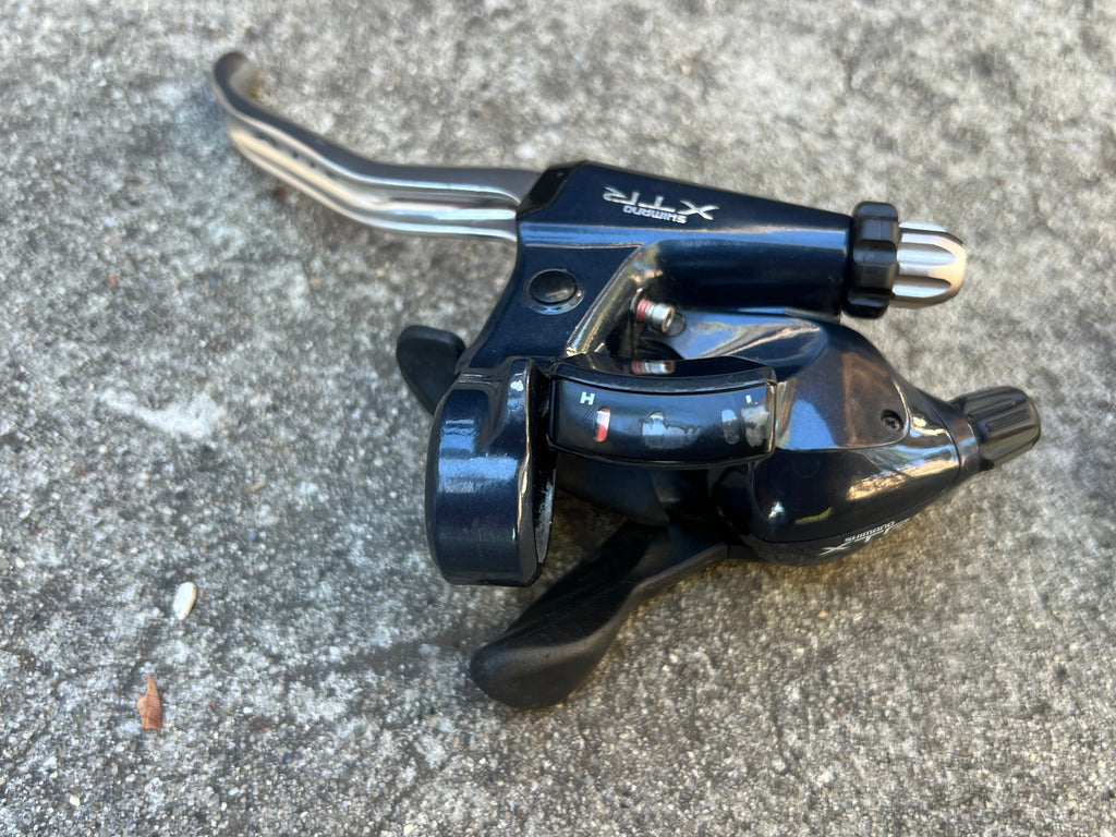 Shimano XTR ST-M900 Brake & Shifter Combo Shifters 3x8 Speed Cantilever MTB 9/10