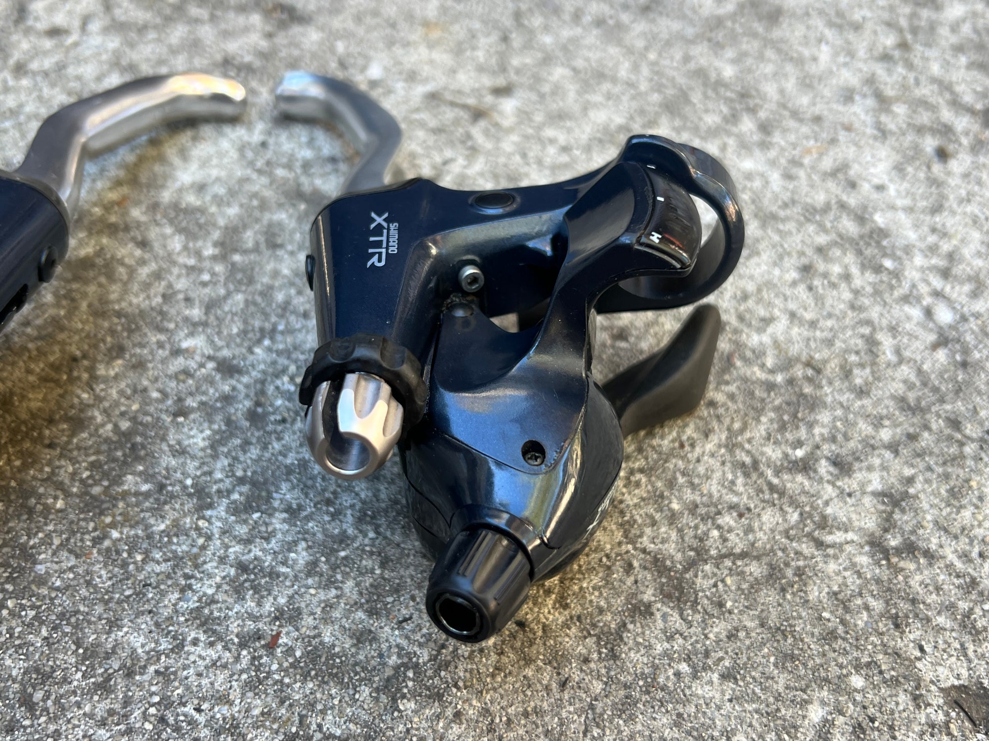 Shimano XTR ST-M900 Brake & Shifter Combo Shifters 3x8 Speed Cantilever MTB 9/10