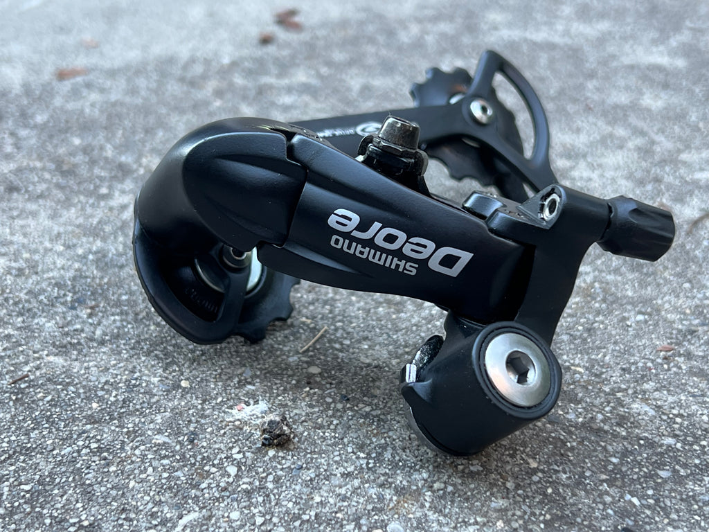 NOS NEW Shimano Deore RD-M530 9 Soeed Long Cage SGS Rapid Rise Rear Derailleur