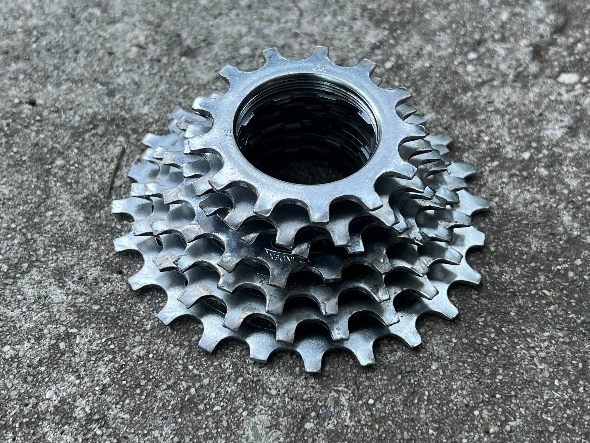Shimano 7 Speed 13-24T Uniglide Cassette Vintage Road Touring Bike Silver